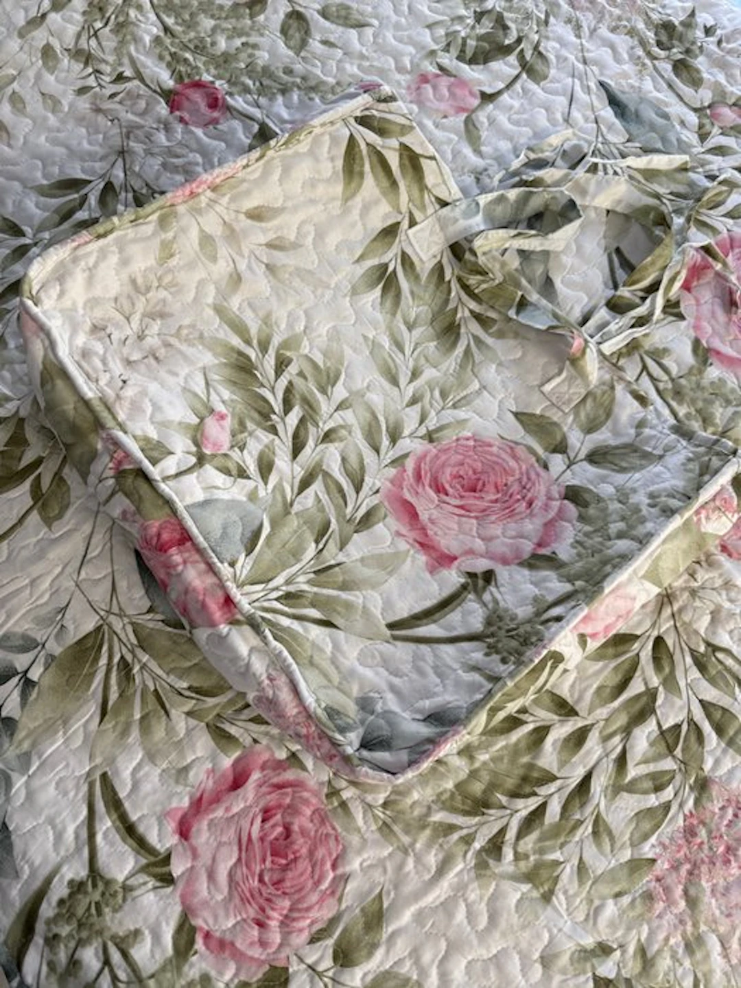 San Leucio top quality - Elegant spring floral quilted plaid with case