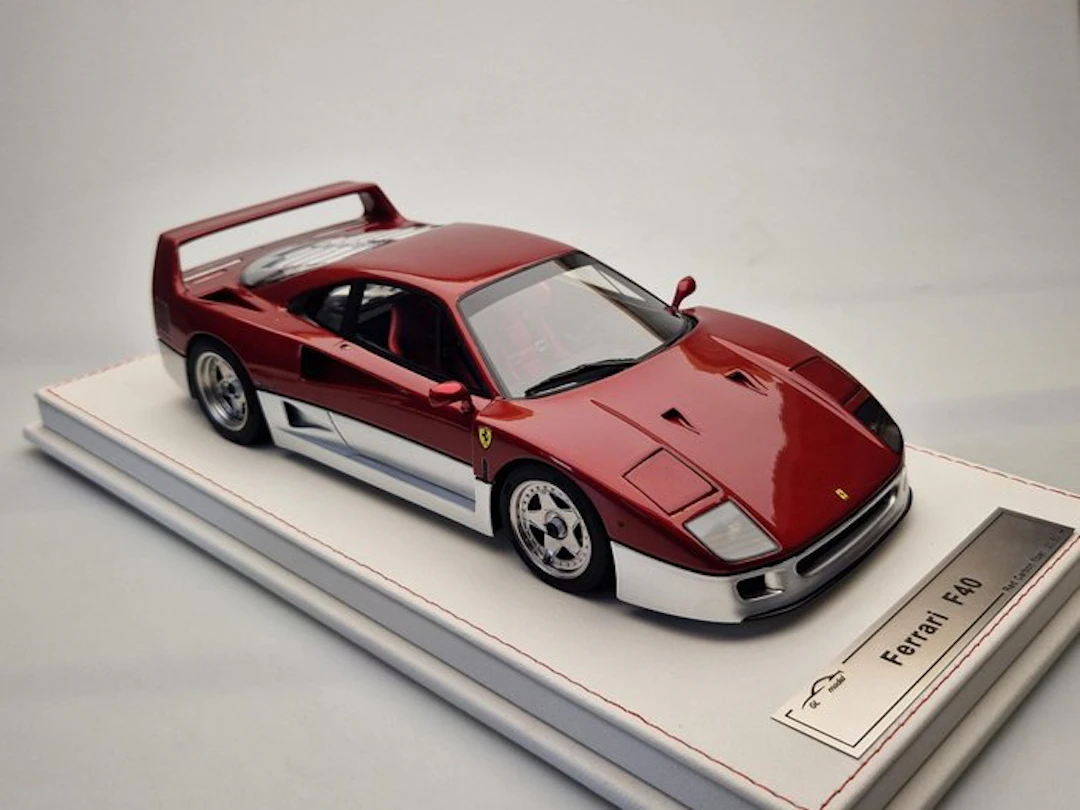 GL Model 1:18 - Model car - Ferrari F40 - 1987 - Carbon...