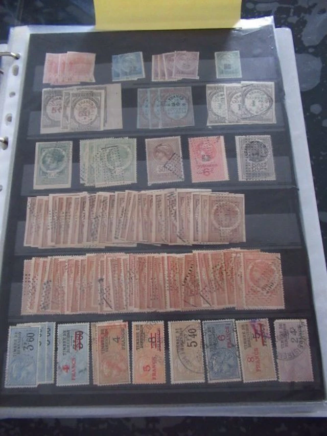 France - fiscaux, importante collection de timbres