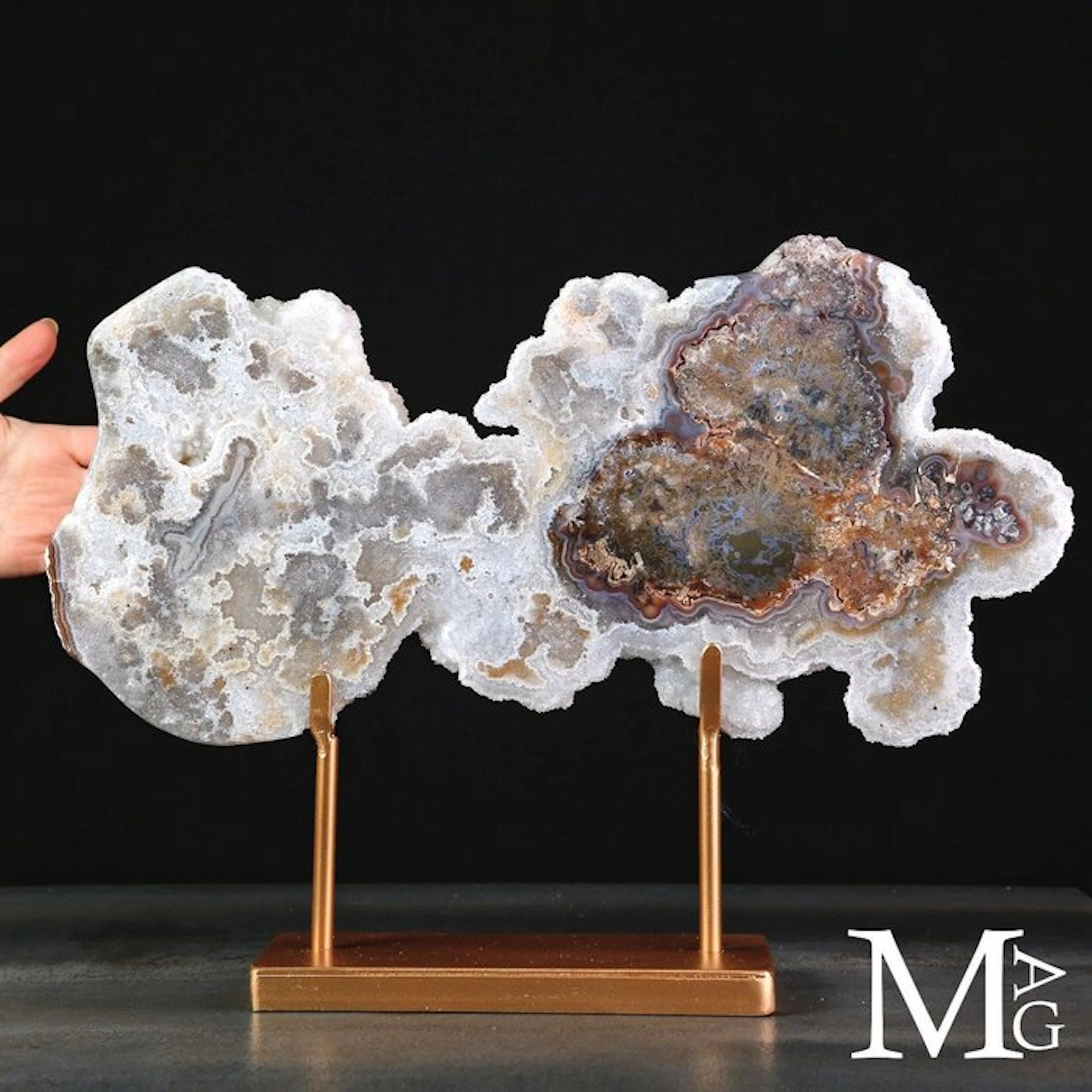 Extremely Rare White Agate Formation - Agate and Quartz...
