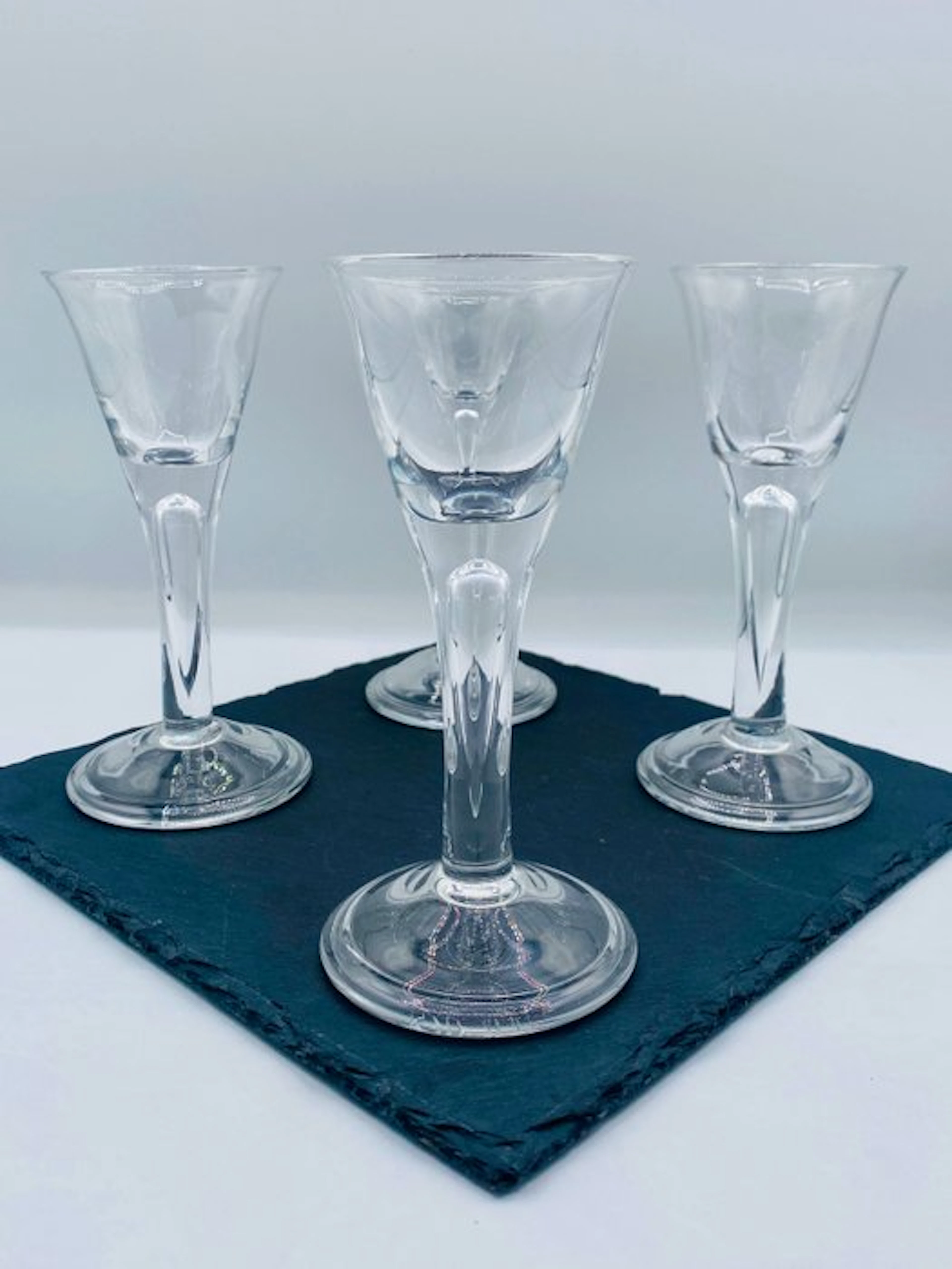 IKEA - Bergdala Glasbruk / Riksantikvarieämbetet - Wine...