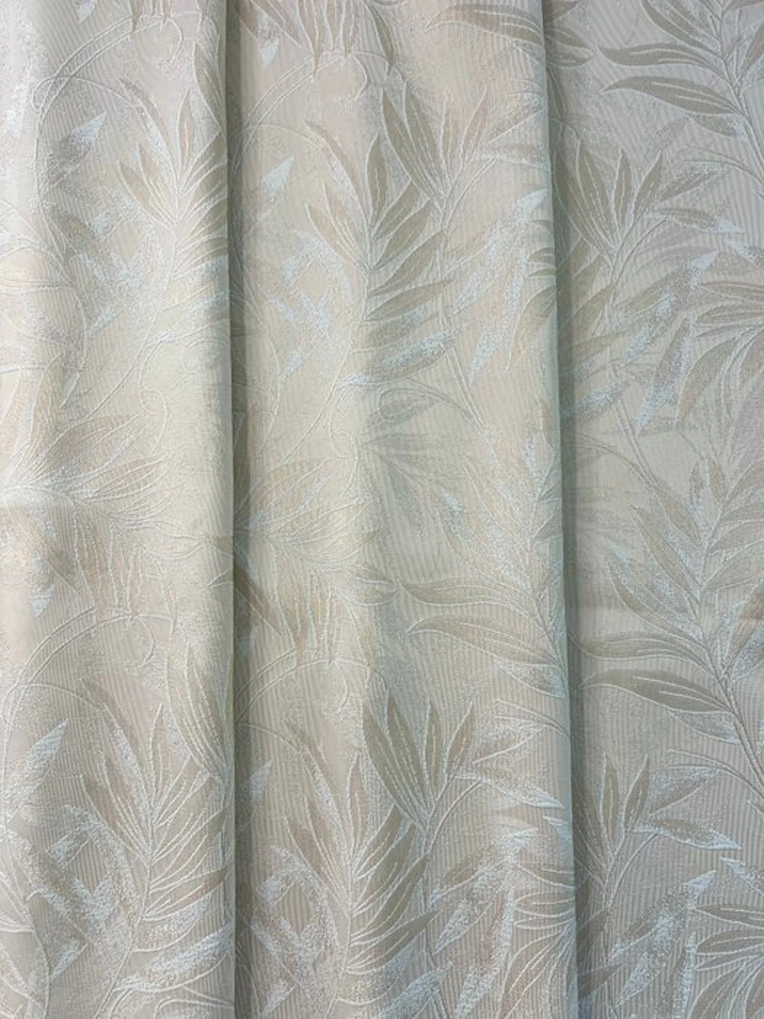 Silk Leaves - jacquard fabric for furnishings - Textile - 250 cm - 280 cm