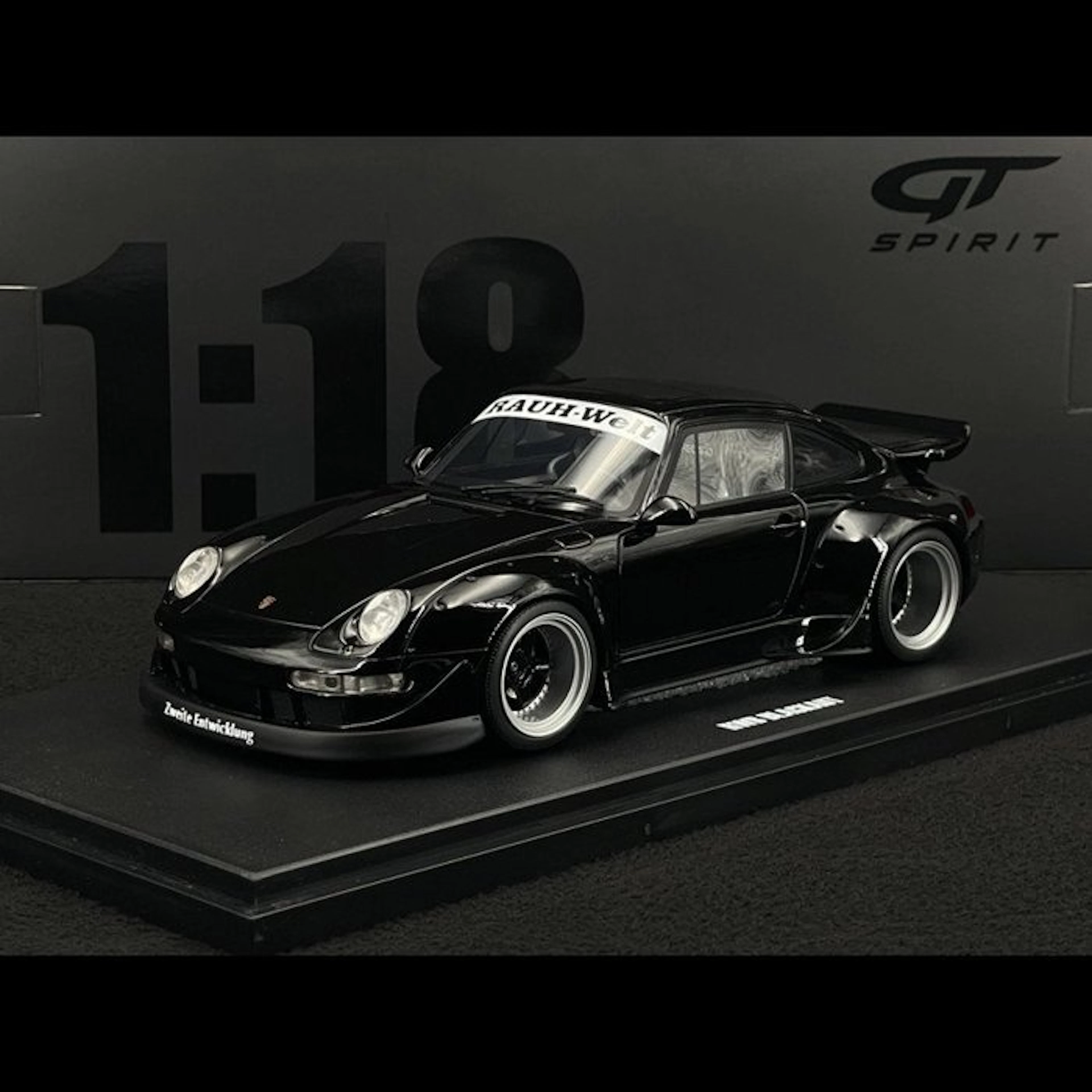 GT Spirit 1:18 - Model race car - Porsche 911 RWB Type...