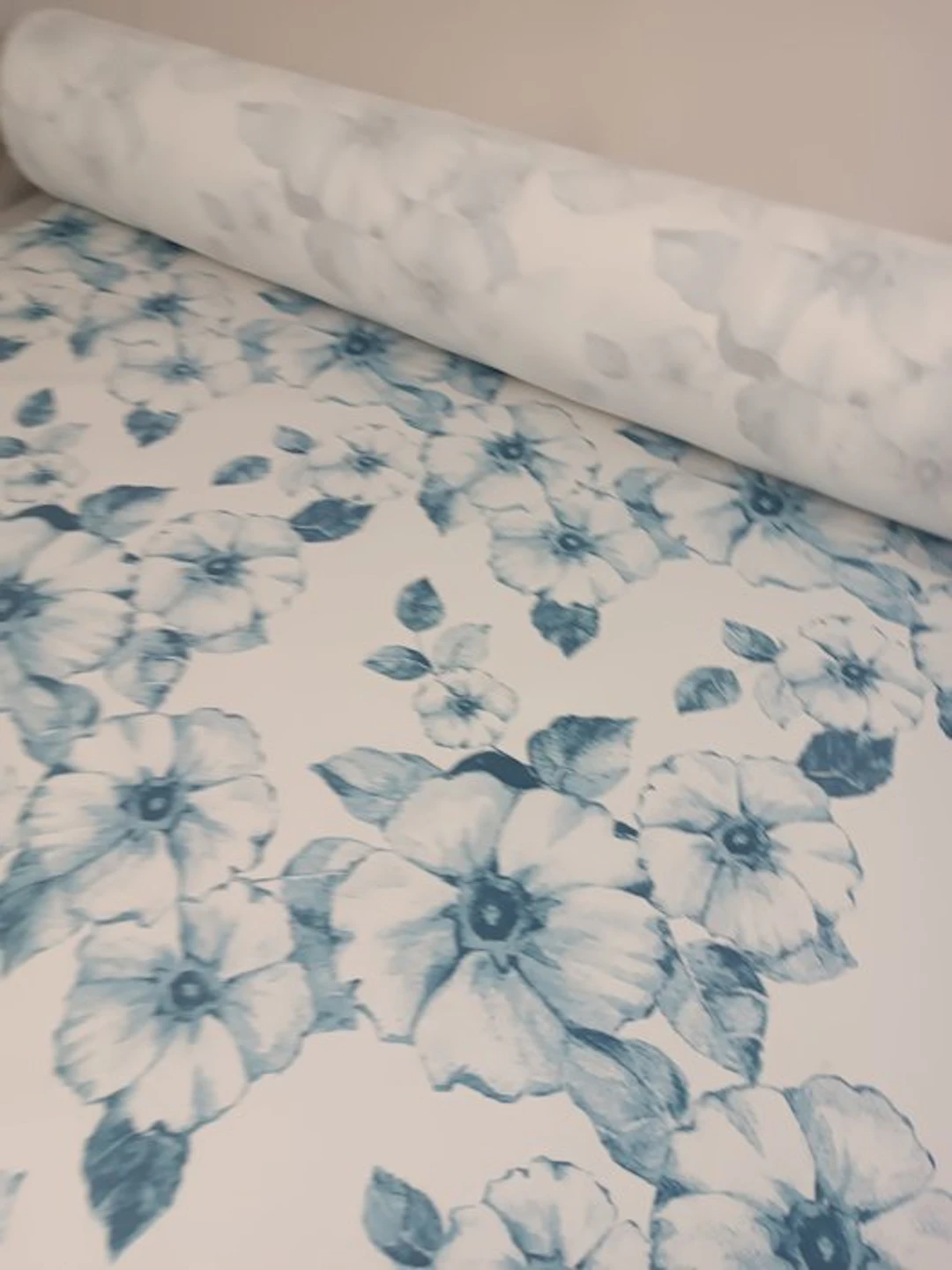 Textile - 600 cm - 160 cm - Gorgeous printed cotton.