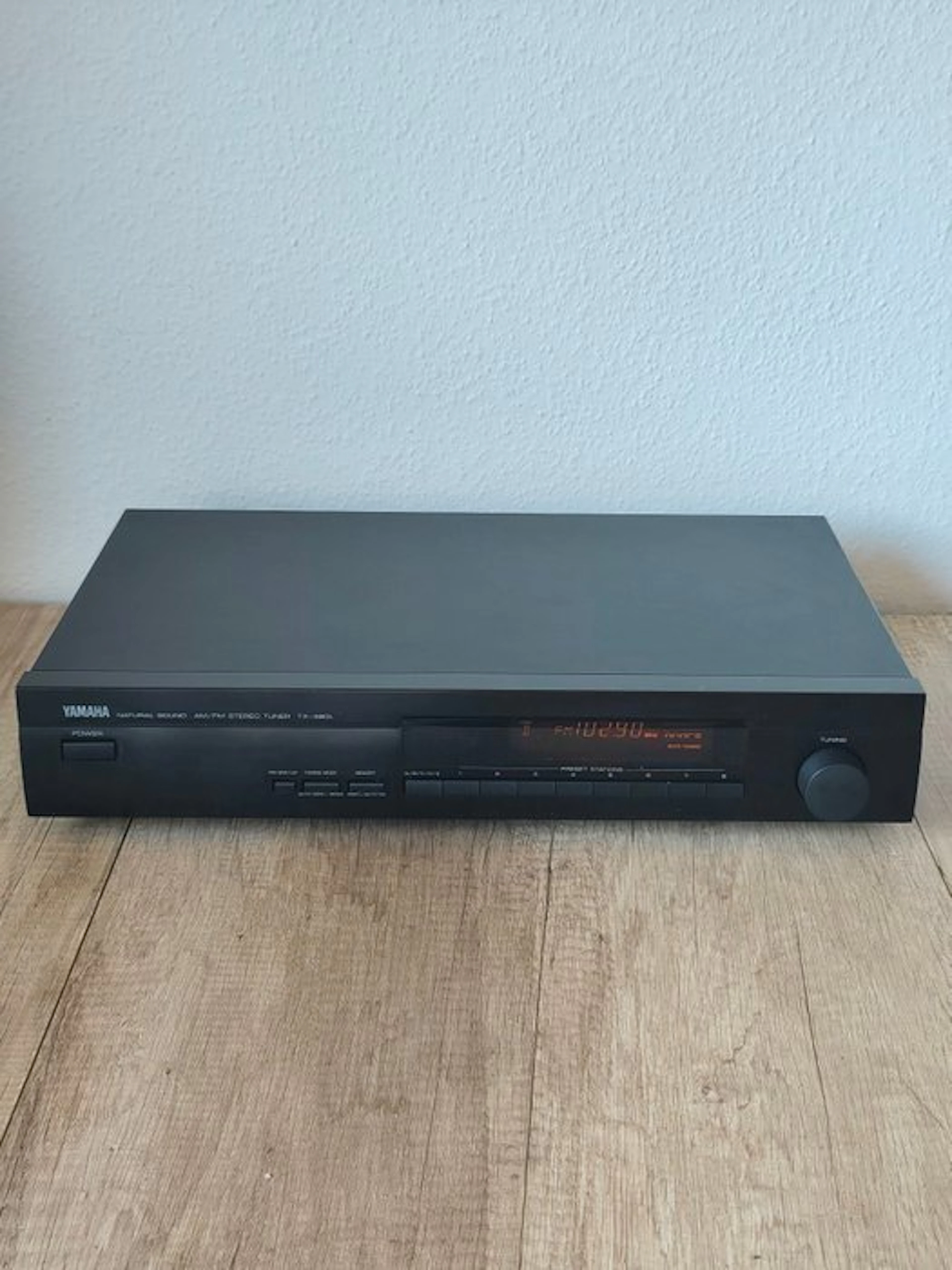 Yamaha - TX-480L Digital Quartz-Synthesizer Stereo Tuner