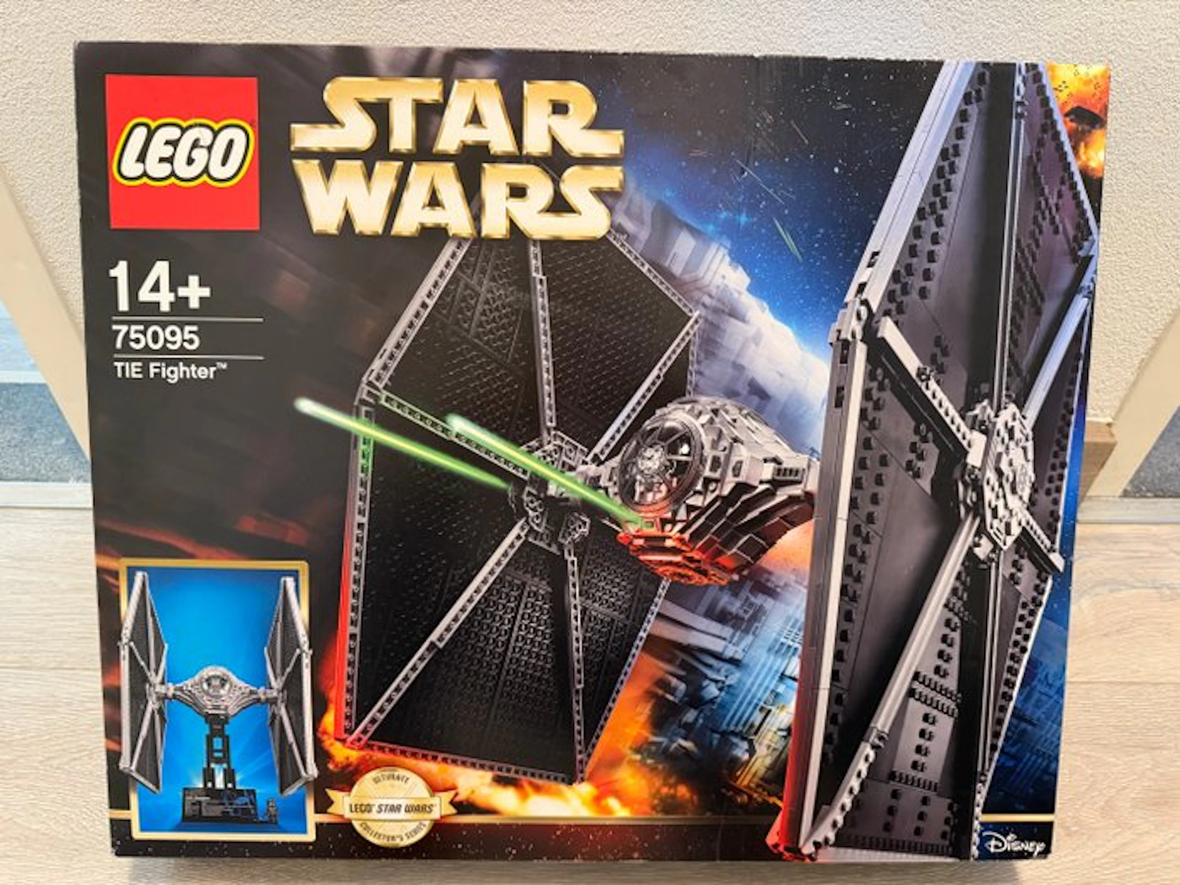 LEGO Set - 75095 - Star Wars - UCS TIE Fighter