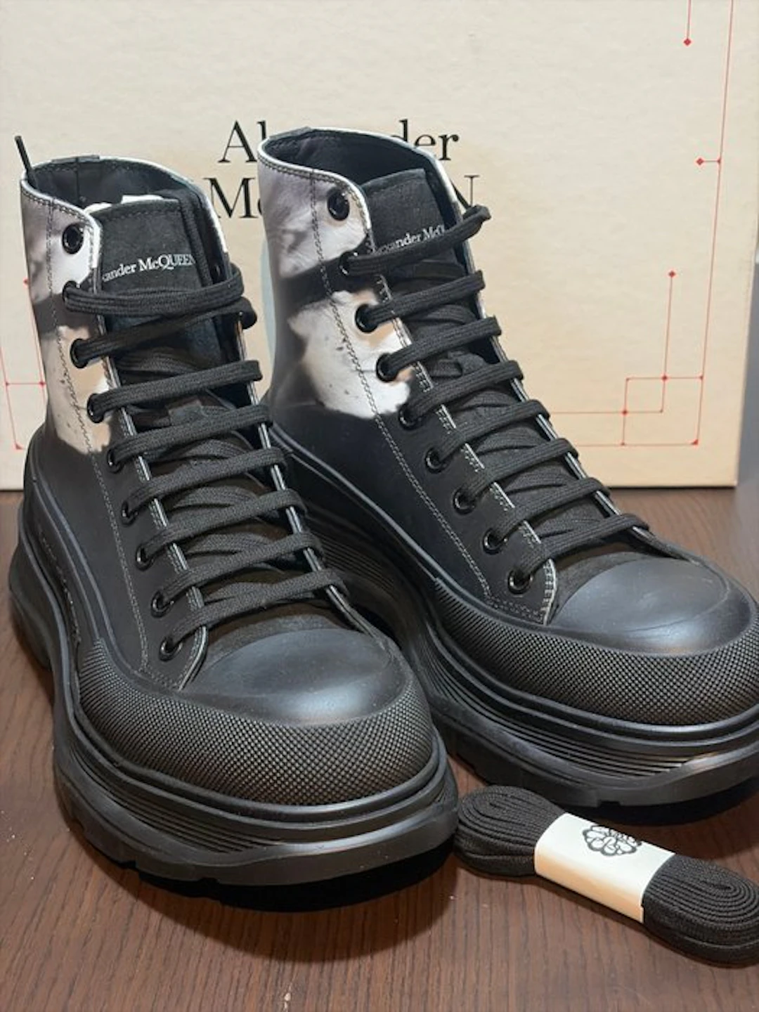 Alexander McQueen - Lace-up boots - Size: EU 42 - New in box