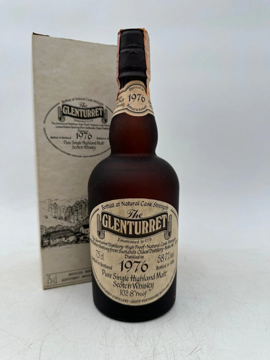 Glenturret 1976 Natural Cask Strength - b. 1986 - 75cl