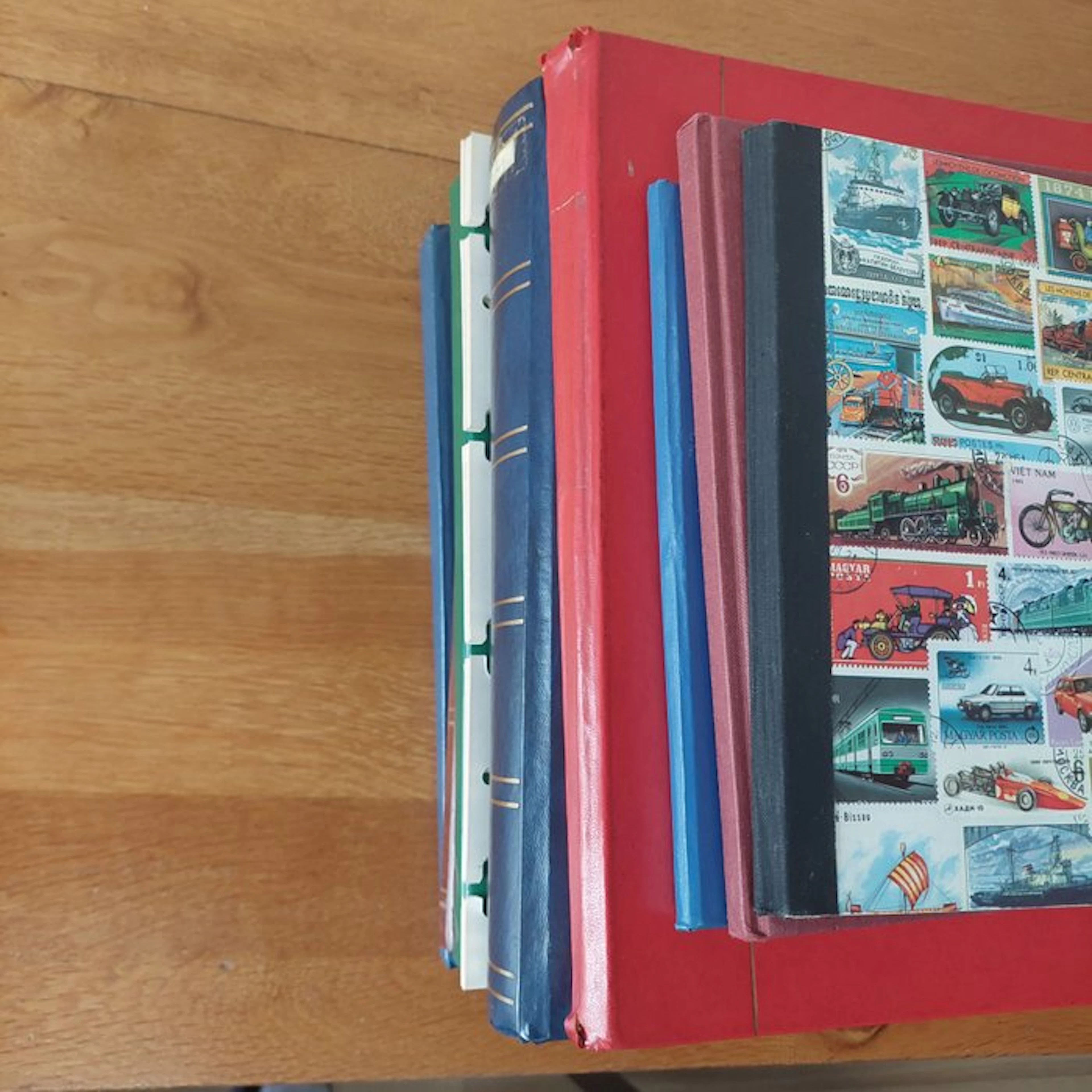 Netherlands 1864/2007 - Lot in 8 stock books + loose