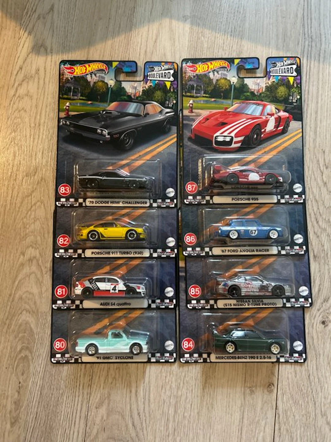 Hot Wheels 1:64 - Model car (8) - Boulevard premium 80/87