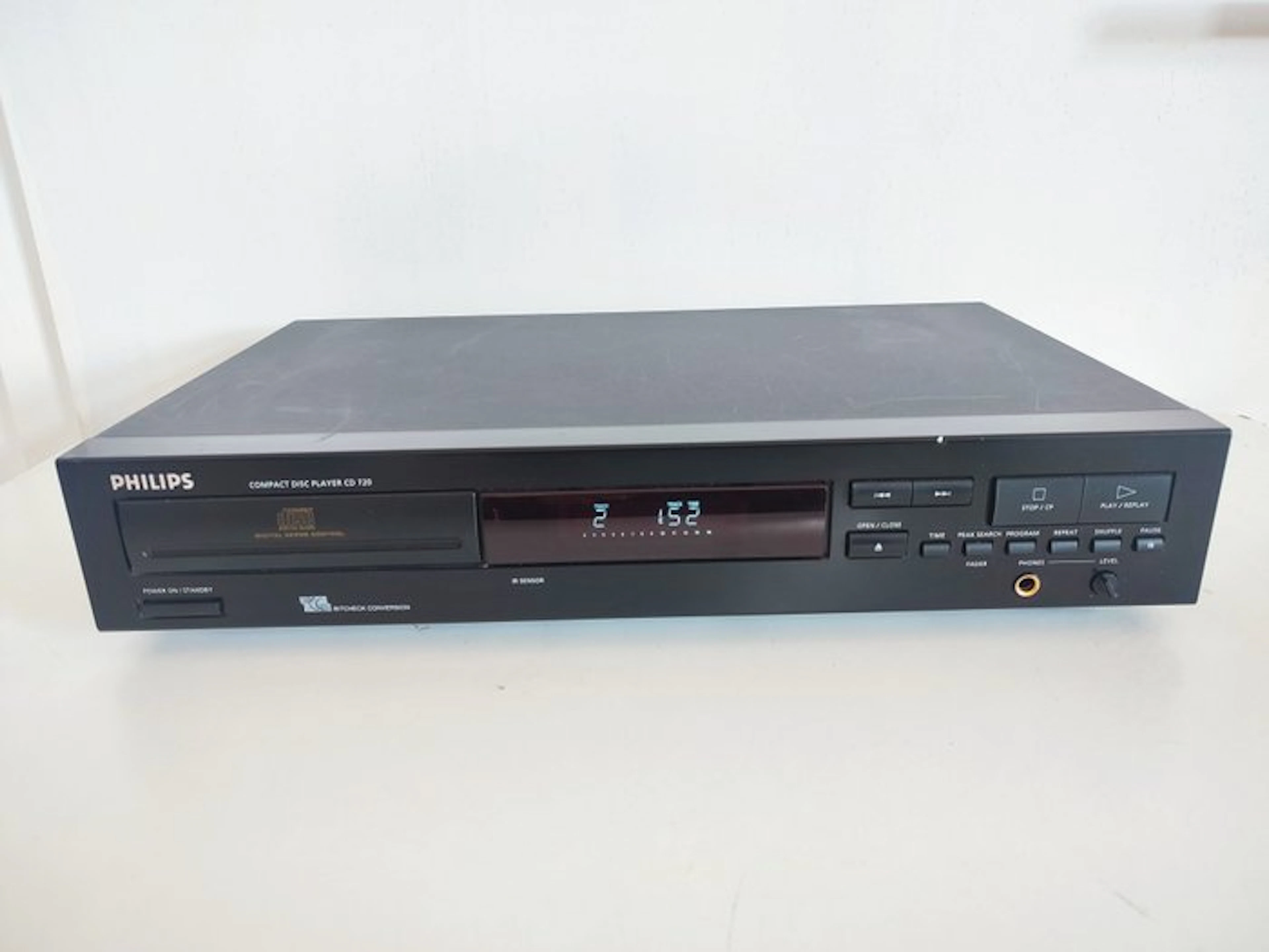 Philips - CD 720 Hi-Fi CD player