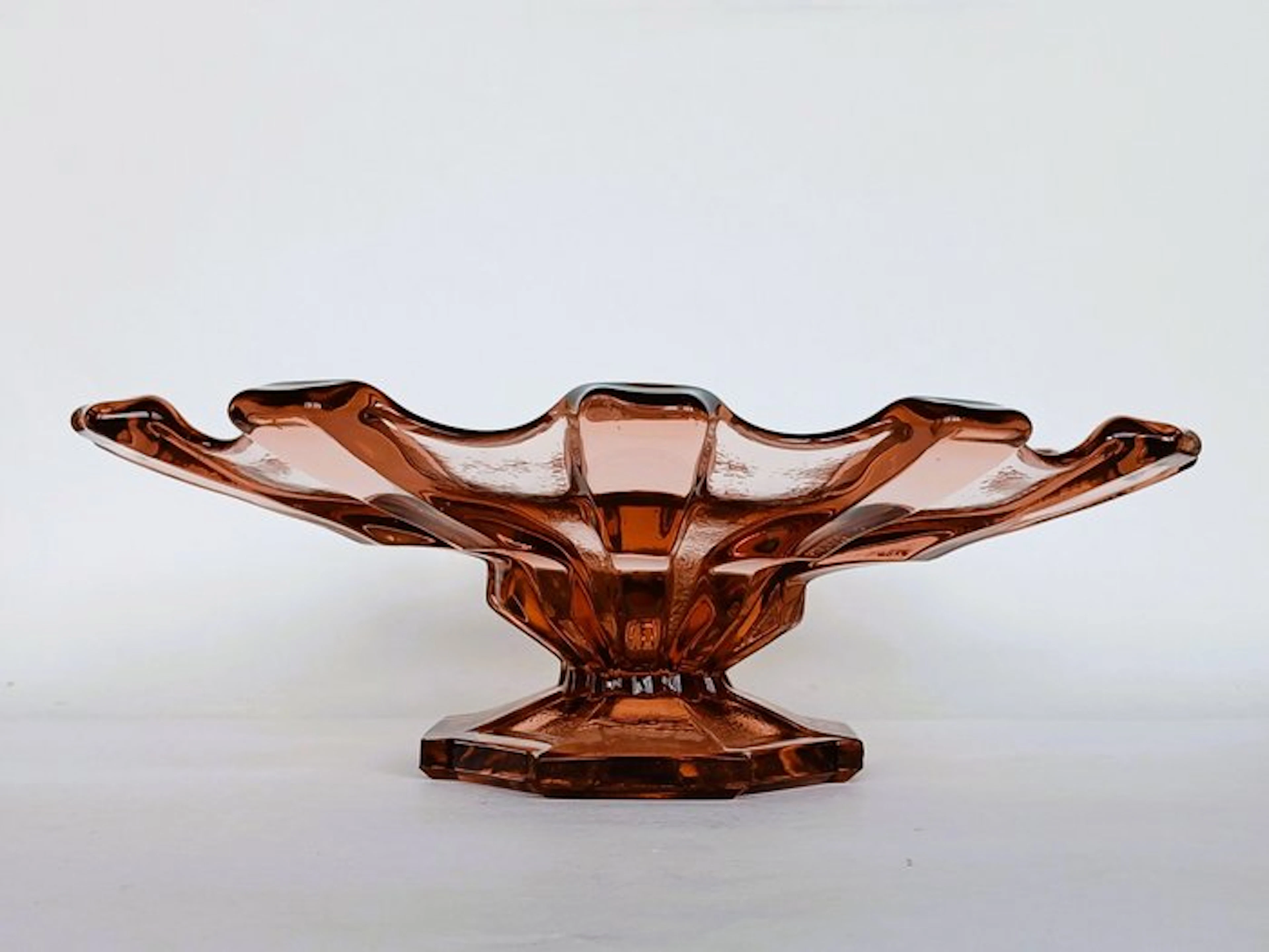 Hermanova Hut - Centrepiece - Glass