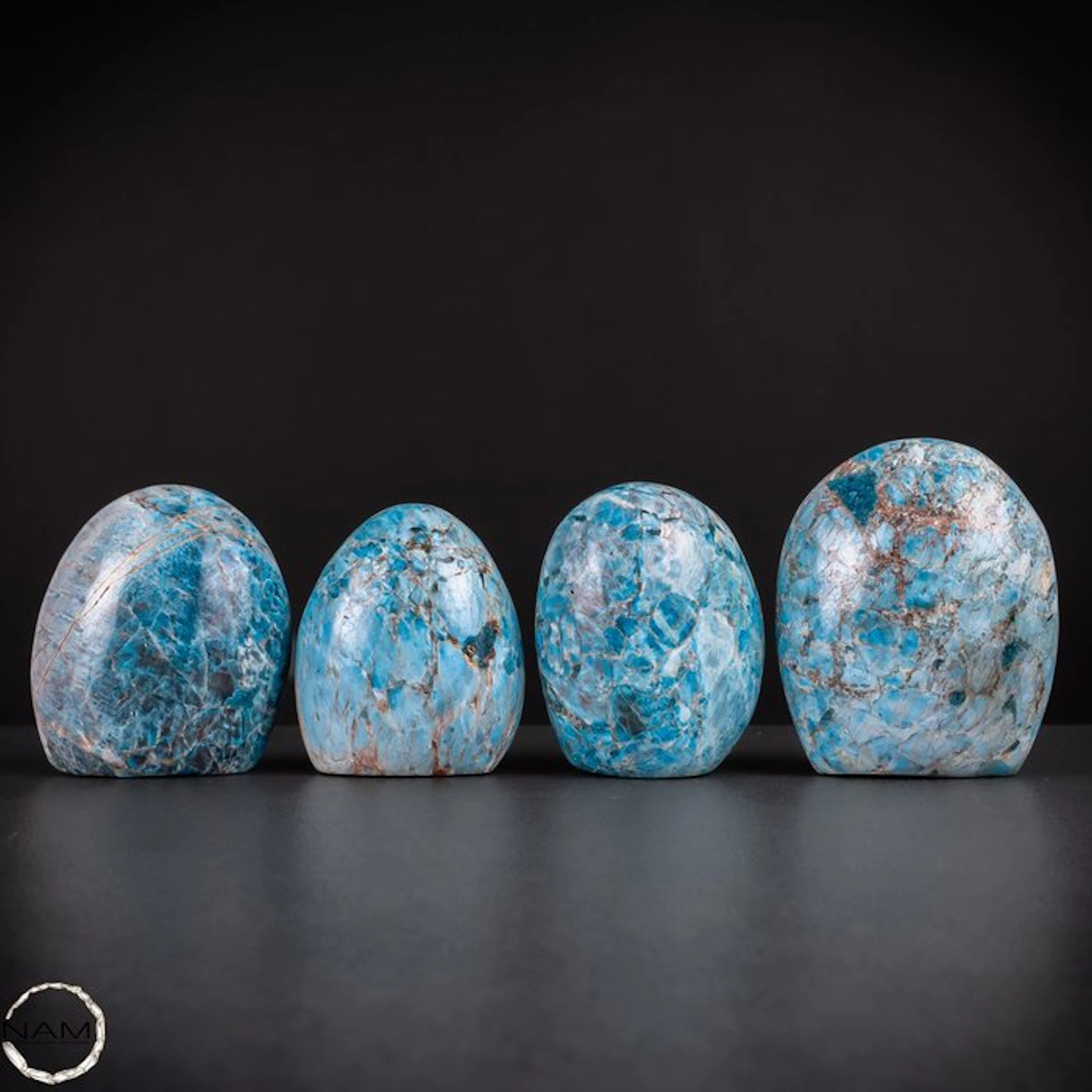 Apatite Freeform Lot – Bright blue hues in natural diversity- 1990.13 g - (4)