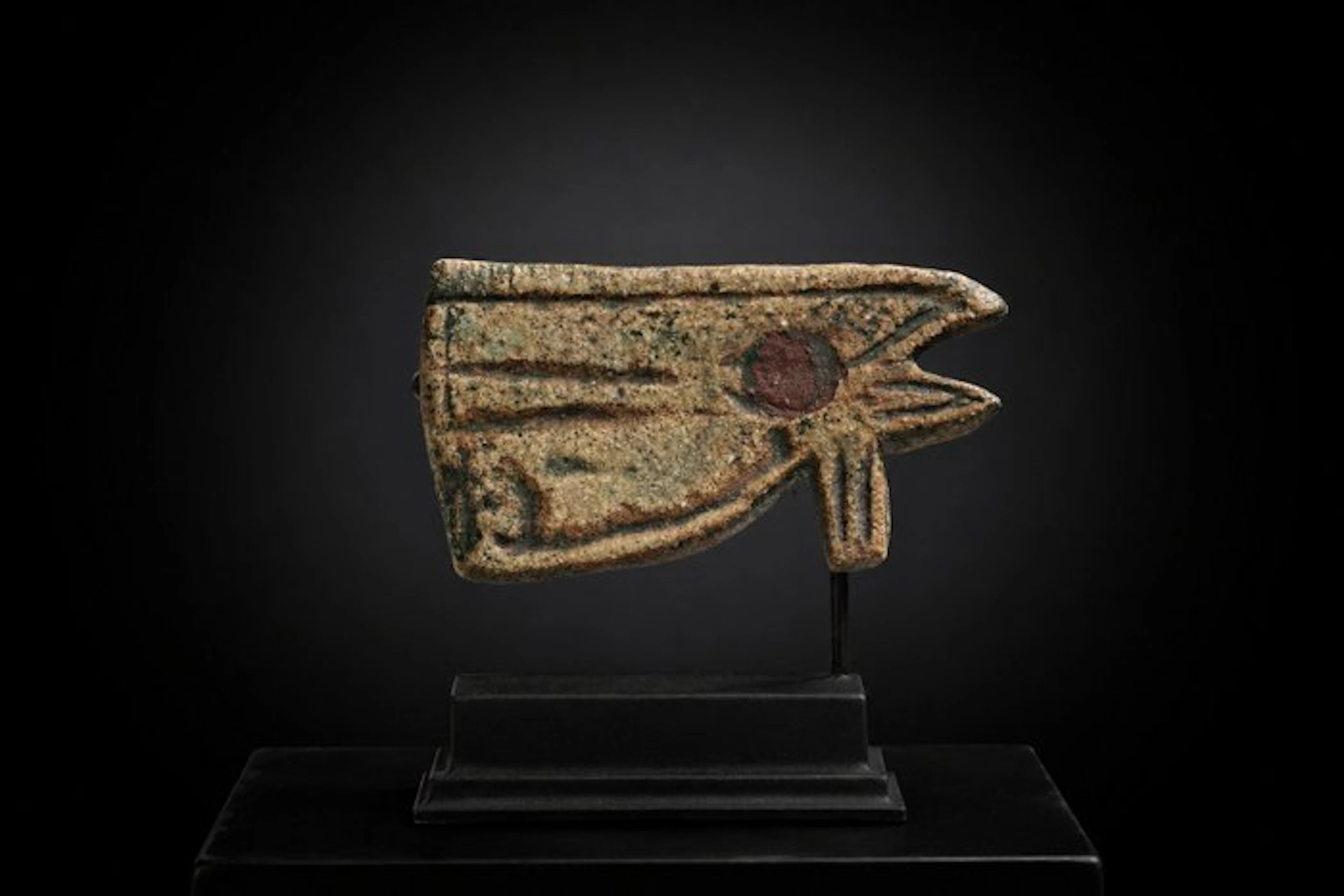 Ancient Egypt Huge faience Udjat. 11 cm wide. - 6 cm