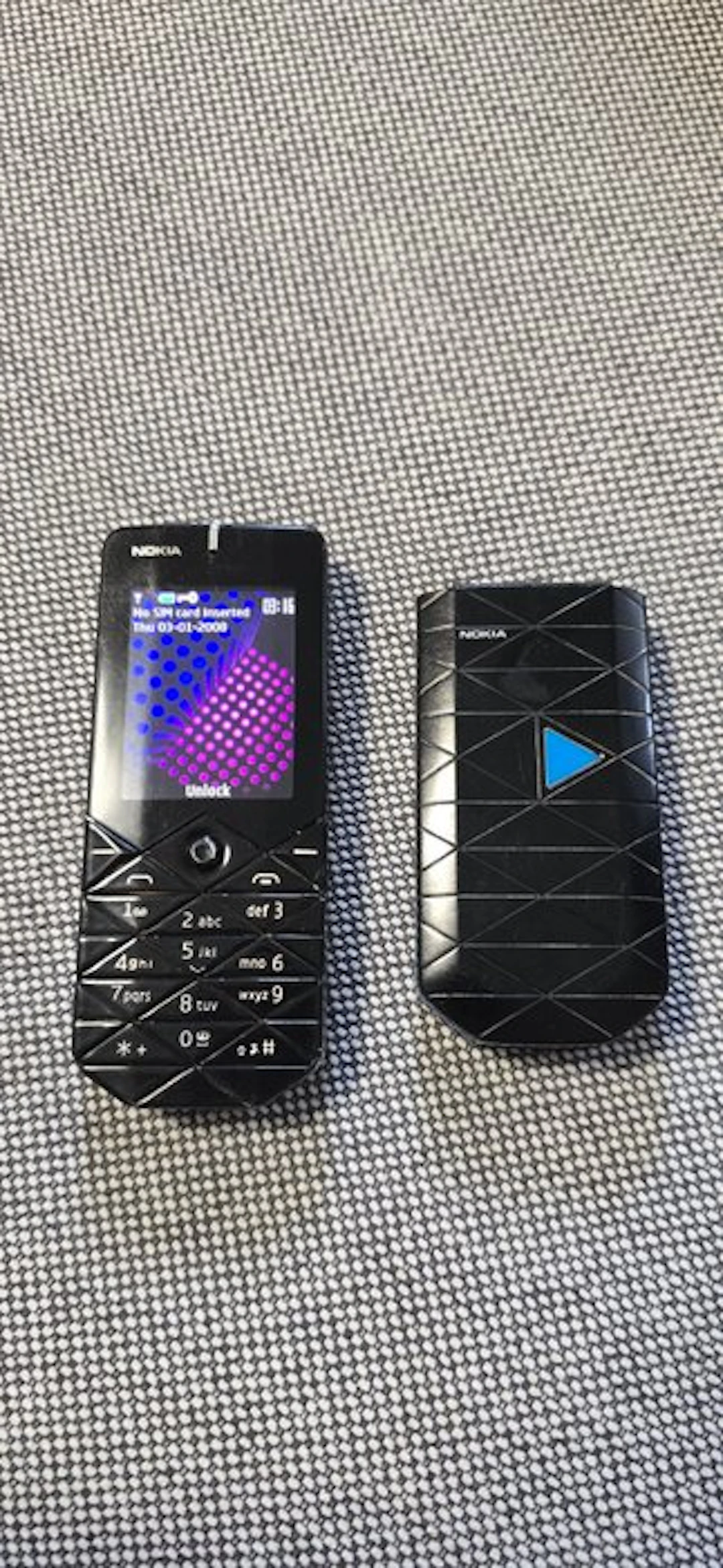 Nokia 7500, 7070 - Mobile phone
