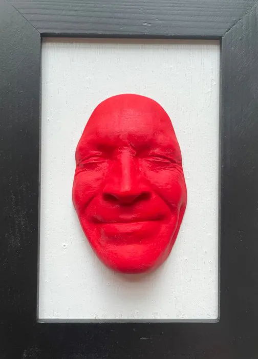 gregos - Red smile on white background-black frame