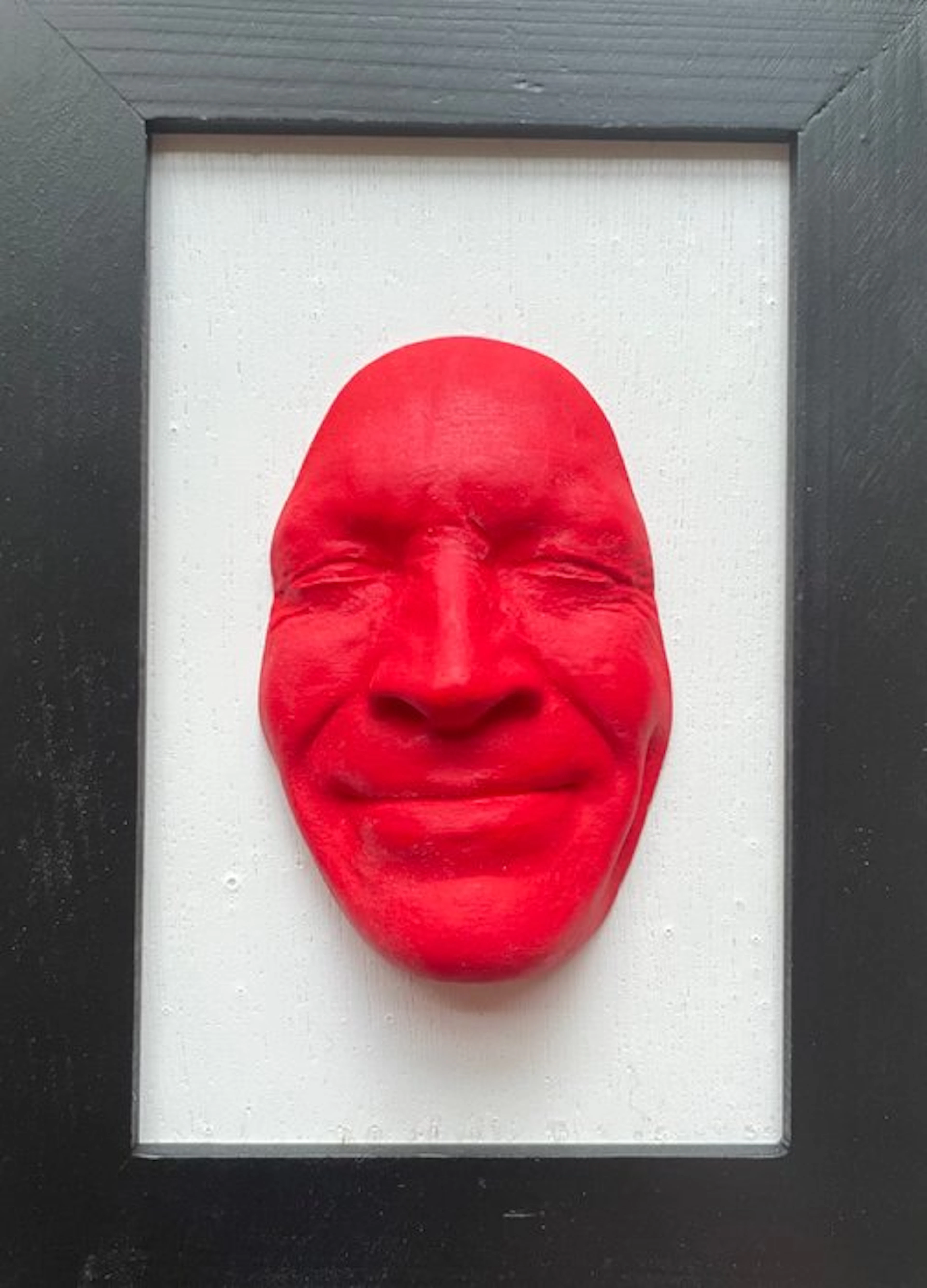 gregos - Red smile on white background-black frame