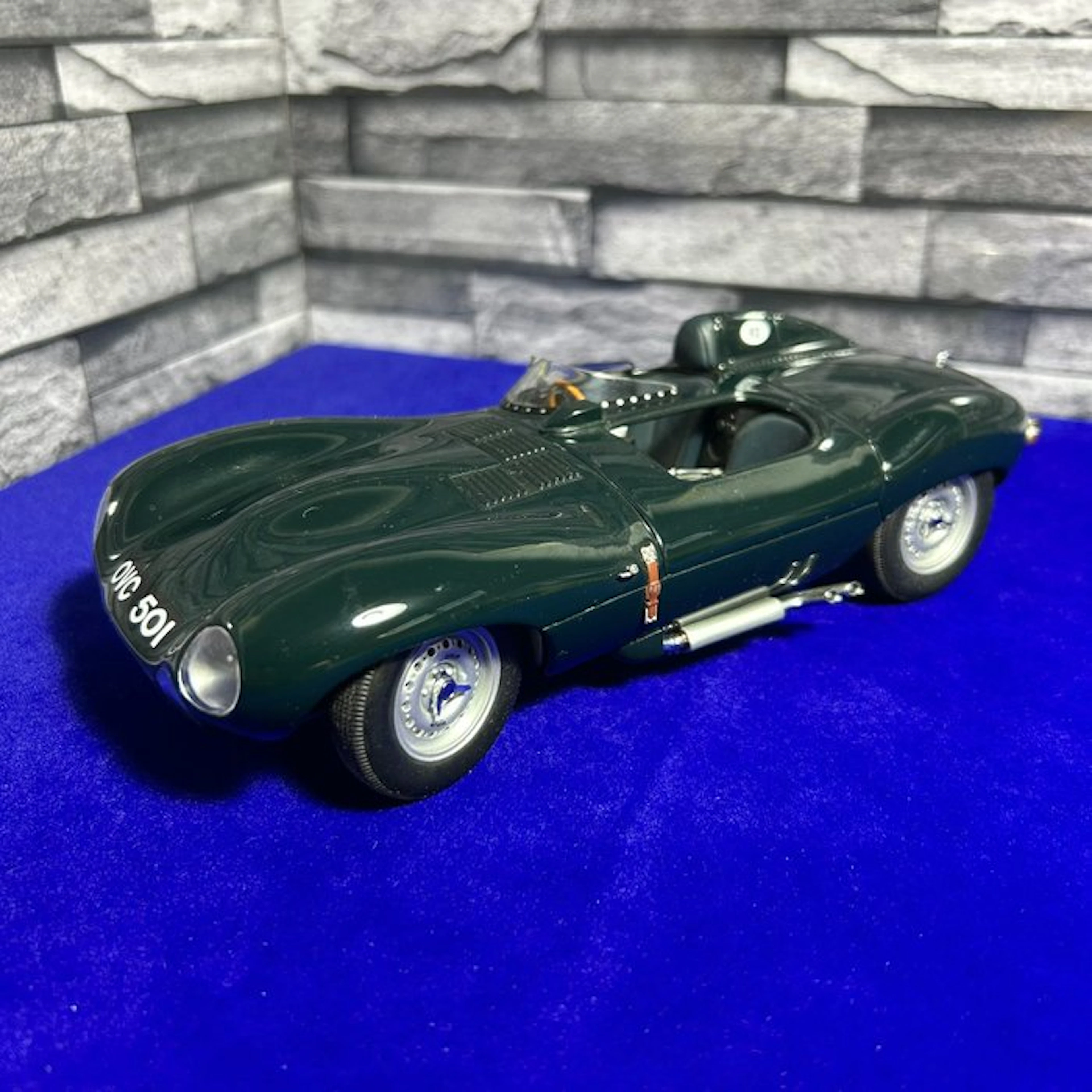 Autoart 1:18 - Model car - Jaguar D-Type Short Nose, green