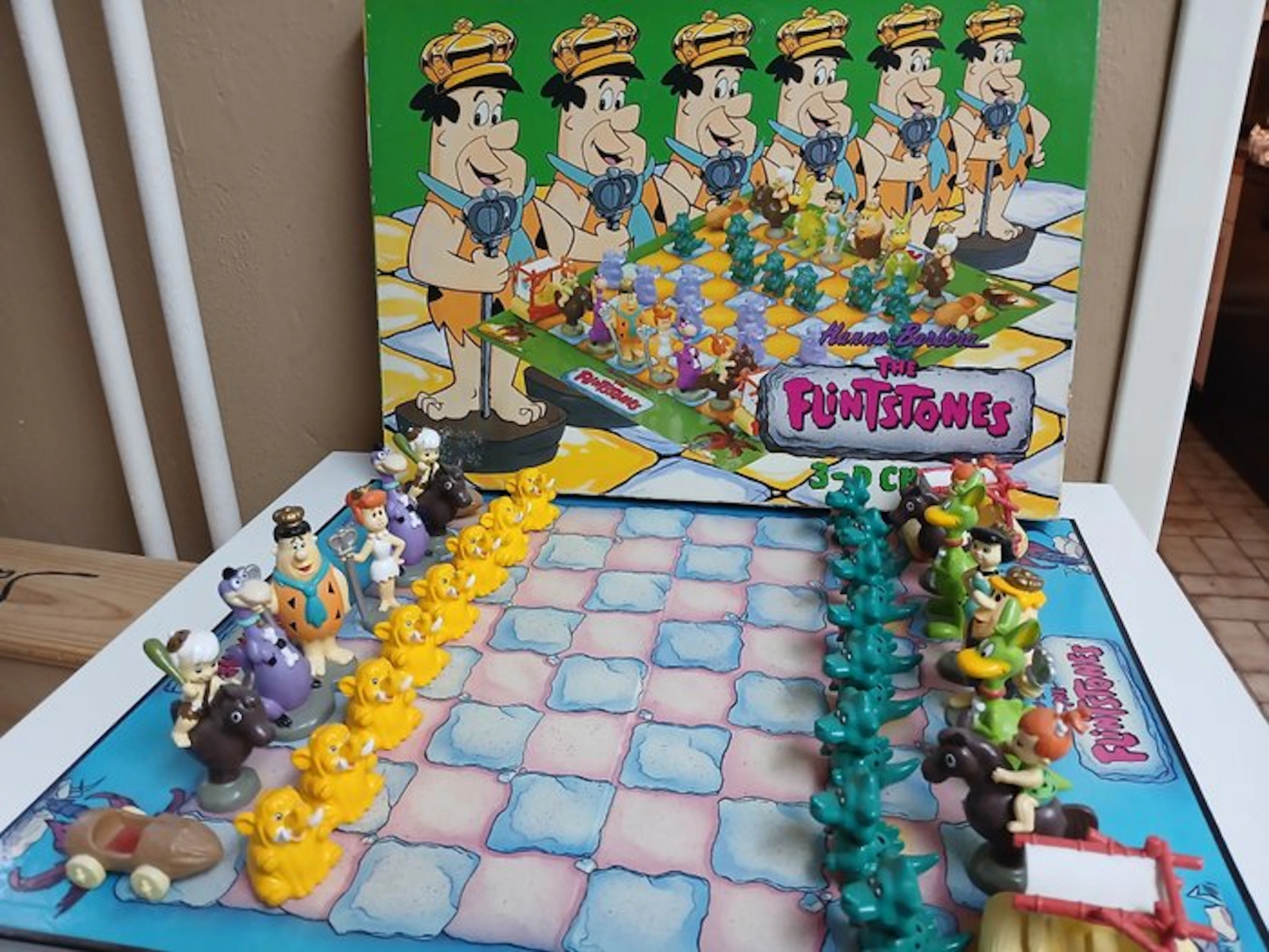Board game - The Flintstones 3-D Chess (1993) hanna barbera - PVC