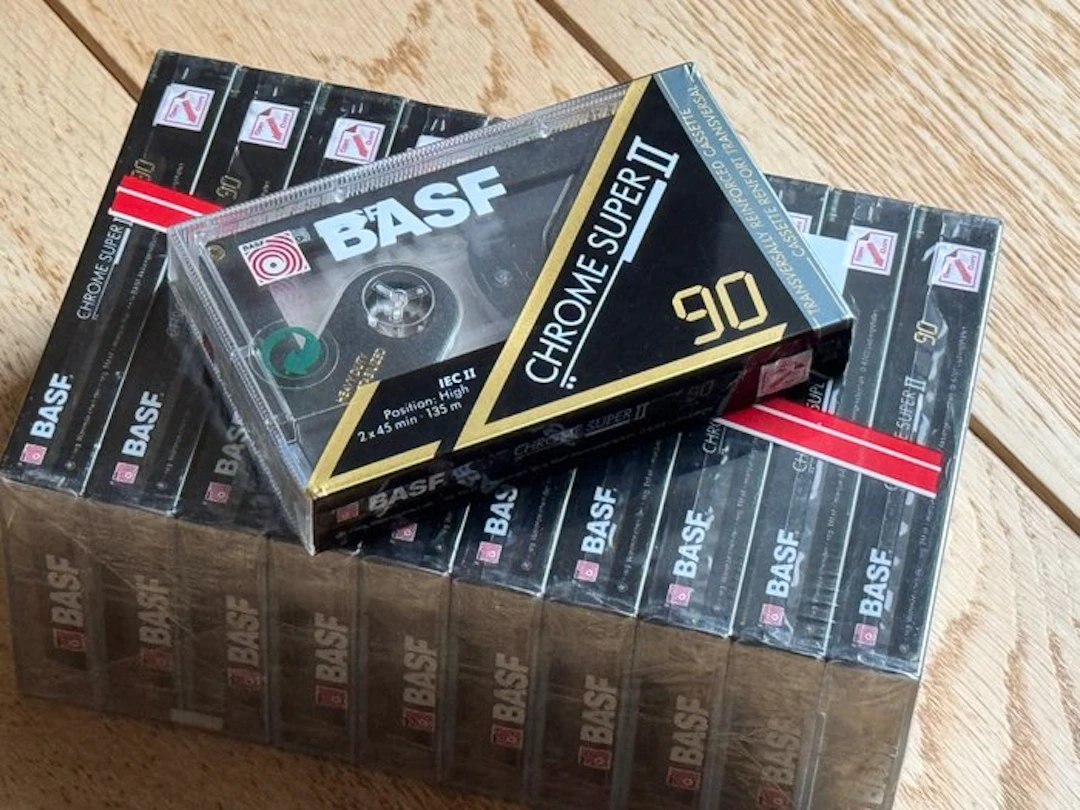 BASF - Chrome Super II 90 / IEC Type II / High Position Blank audio cassette