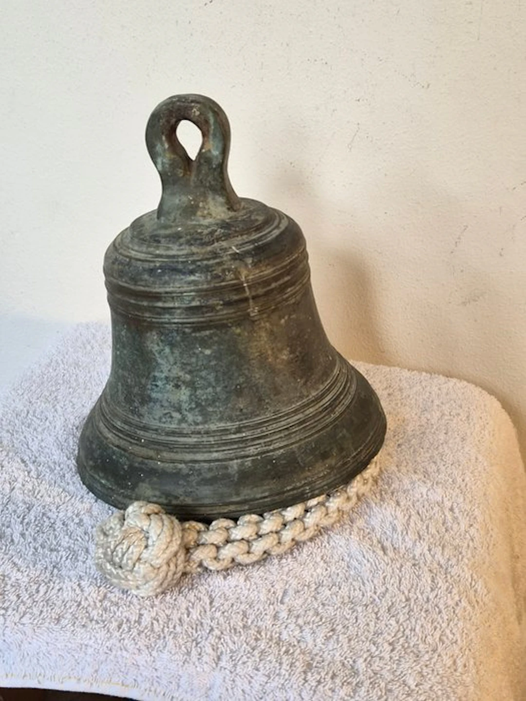 Decorative bell - Netherlands - Kerkbel 7 kg, diameter 20 cm