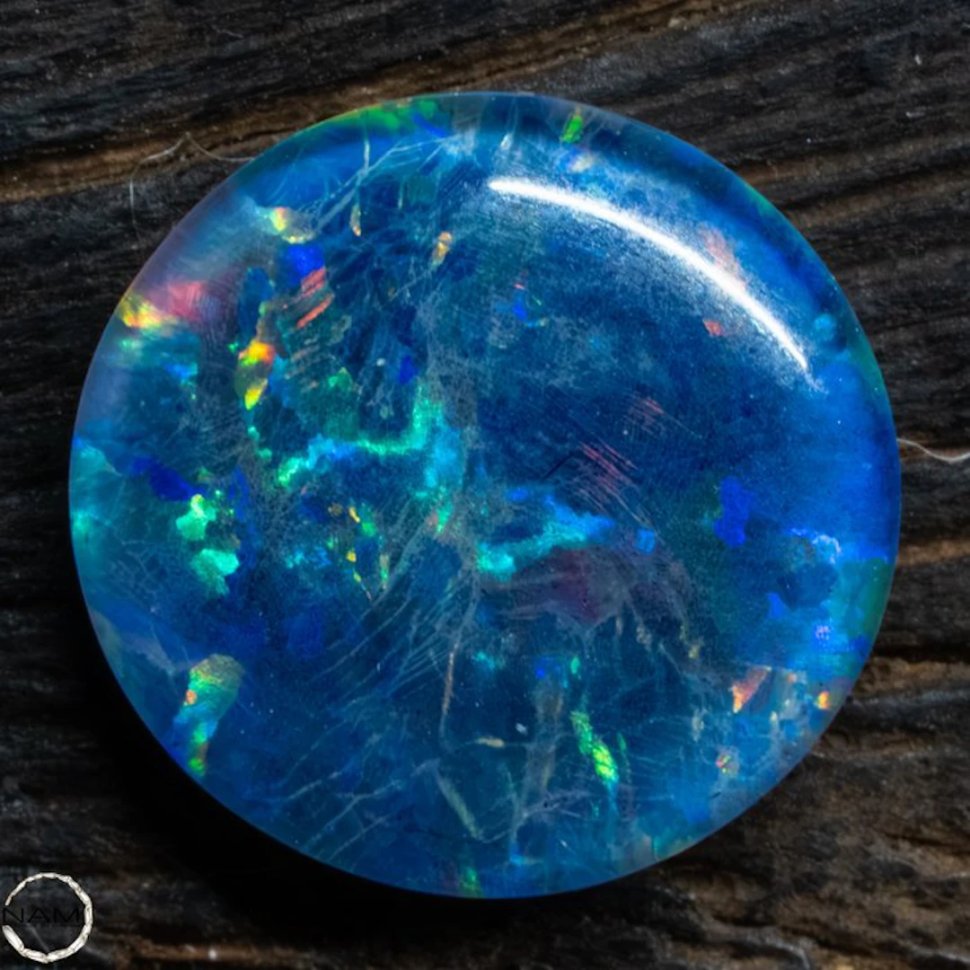 Triplett-Opal in fascinating blue tones – a shimmering...