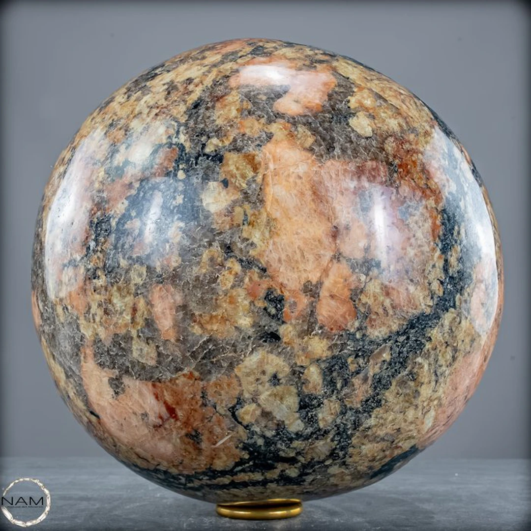 Epidote-Feldspar sphere – An extraordinary one-of-a-kind...