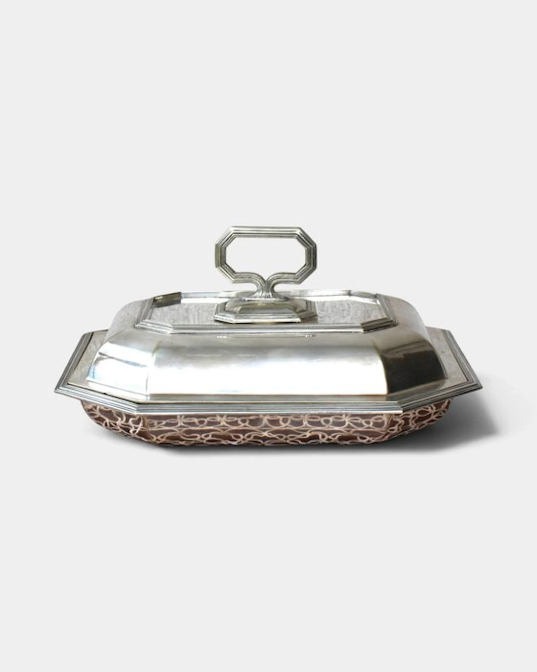 Thomas White - Centrepiece - Entrée Dis - Silverplate - Covered serving plate.