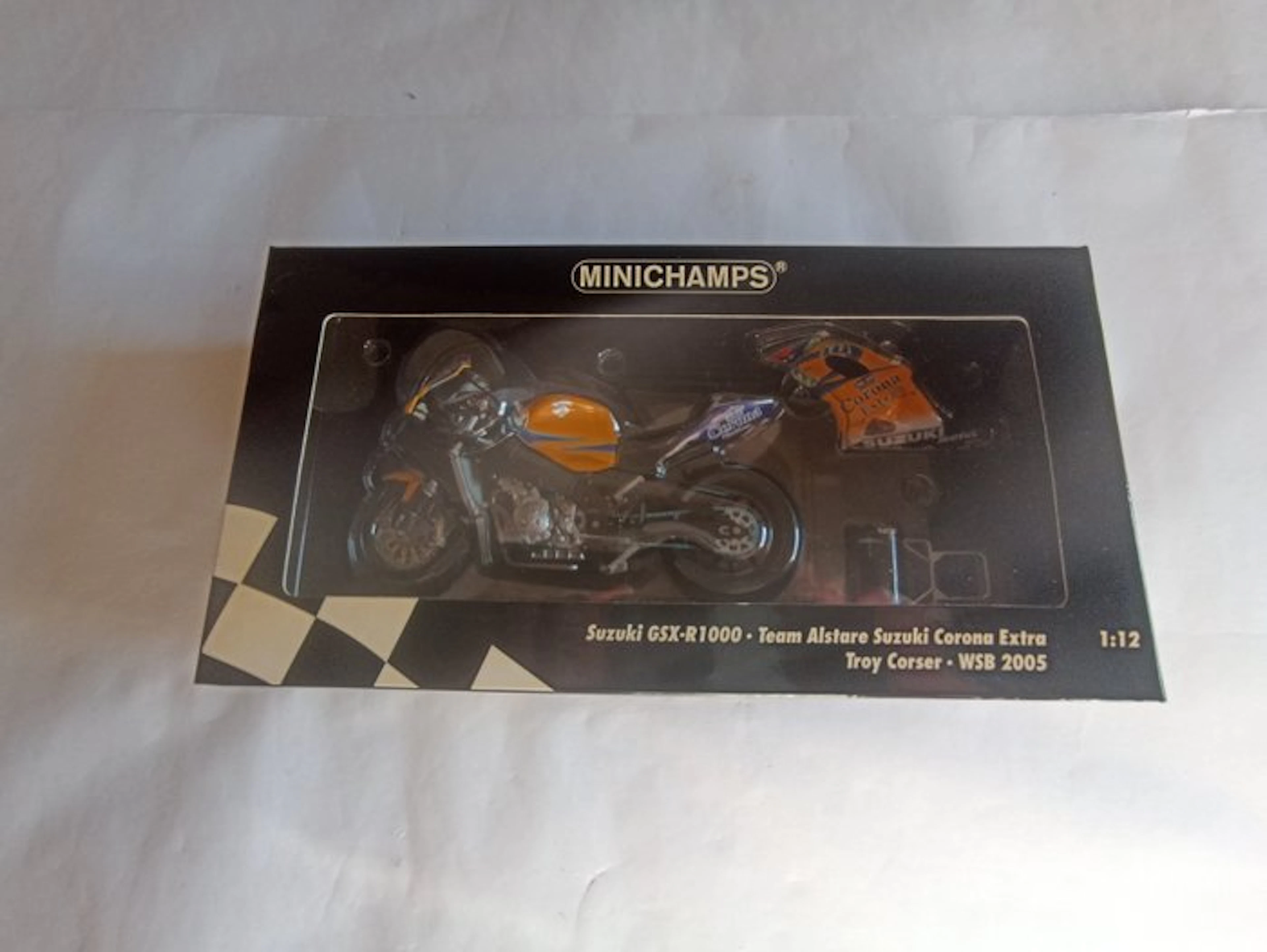 MiniChamps 1:12 - Model motorcycle - Suzuki GSX-R 1000 - Superbike