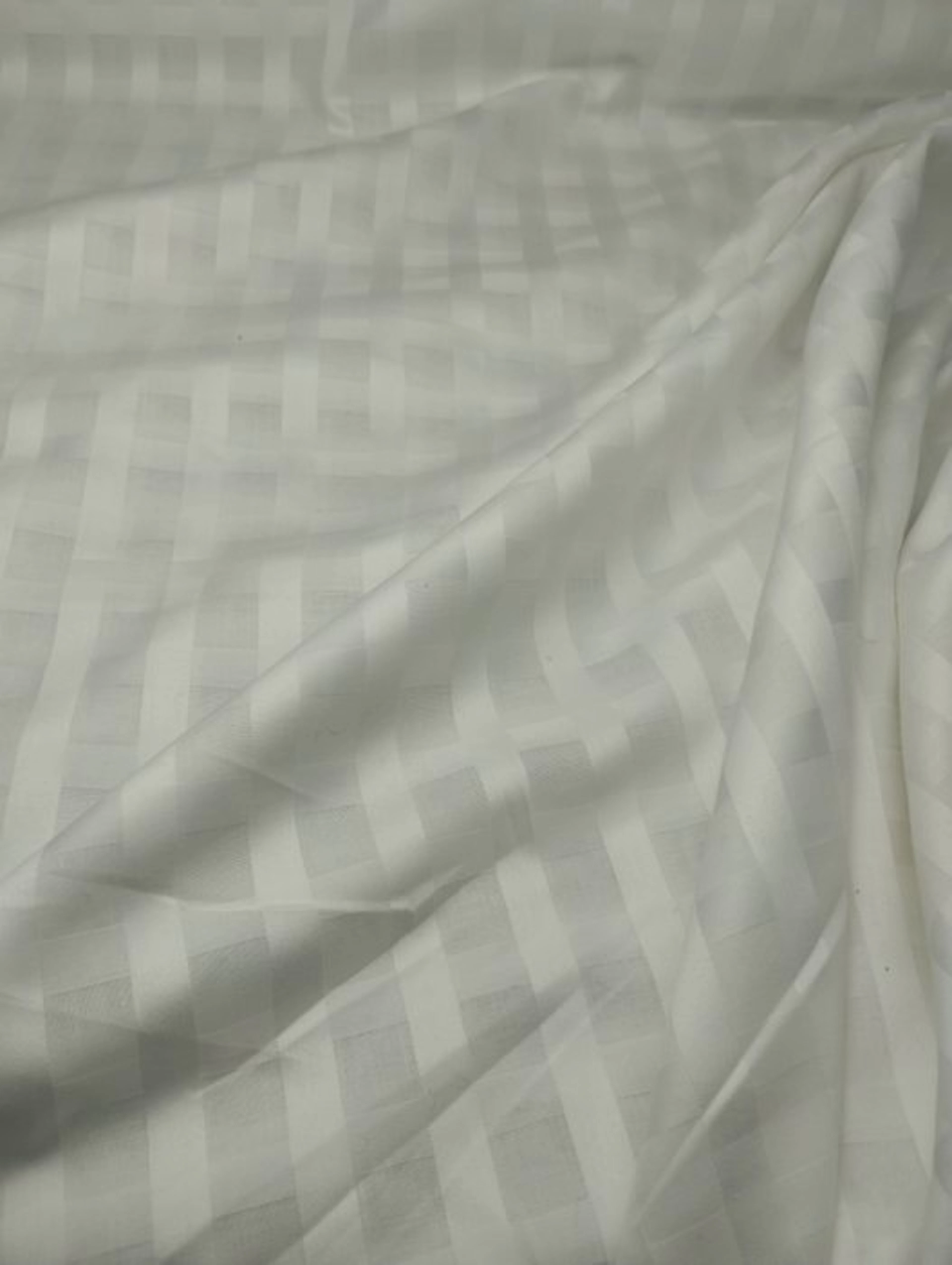 Exclusive vintage-cut cotton batiste