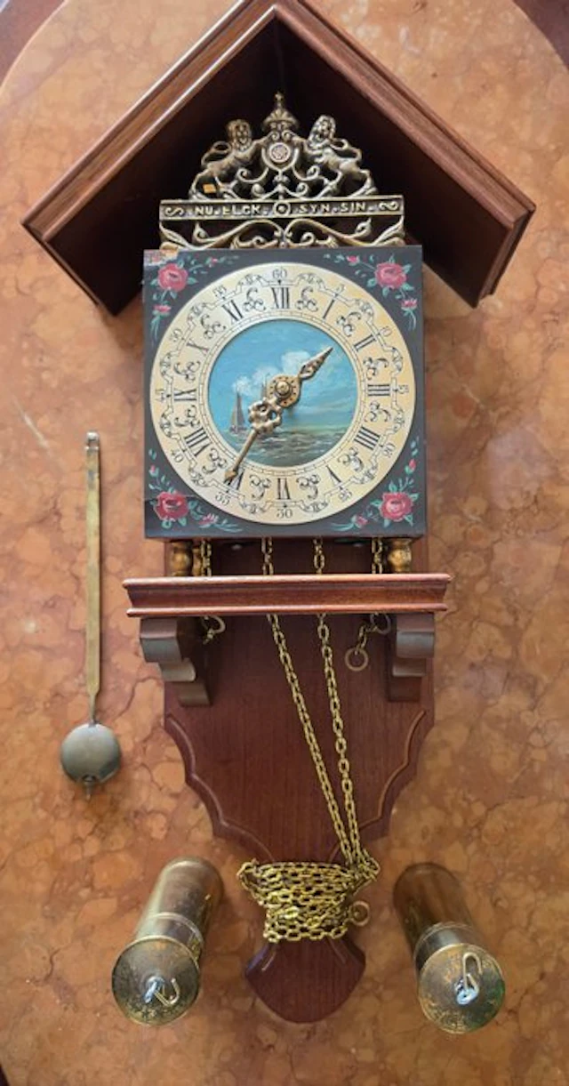 Pendulum clock - Antique Wood - 1970-1980