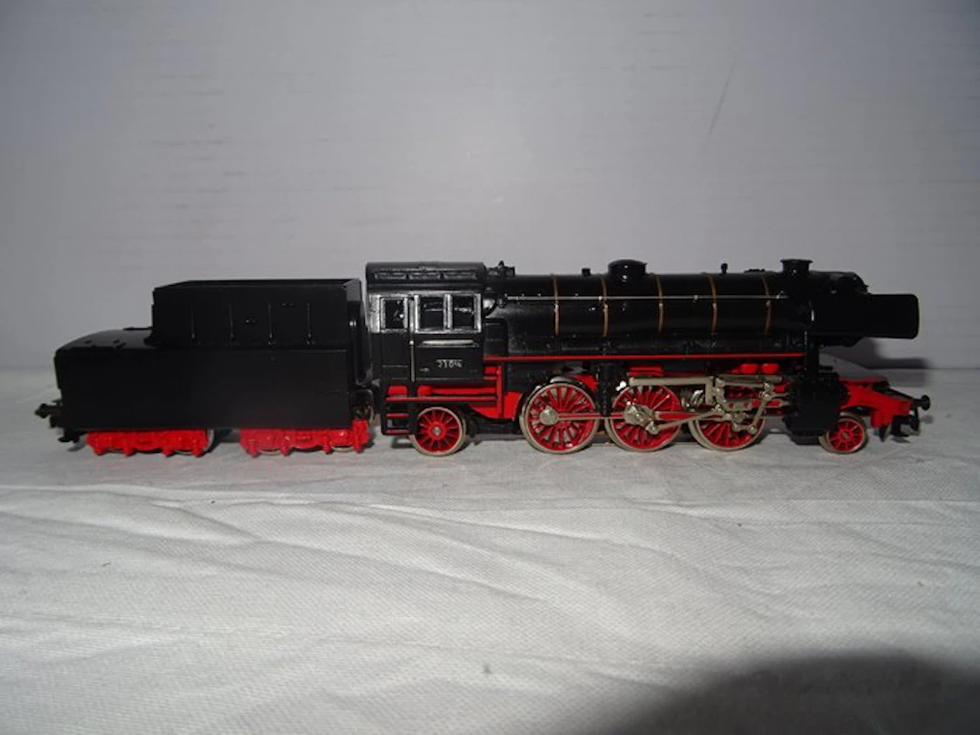 Märklin H0 - 3005 - Steam locomotive with tender (1) - BR 23 014 - DB