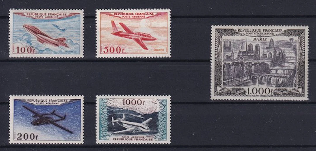 France 1950/1954 - Composition of two good airmail stamp issues