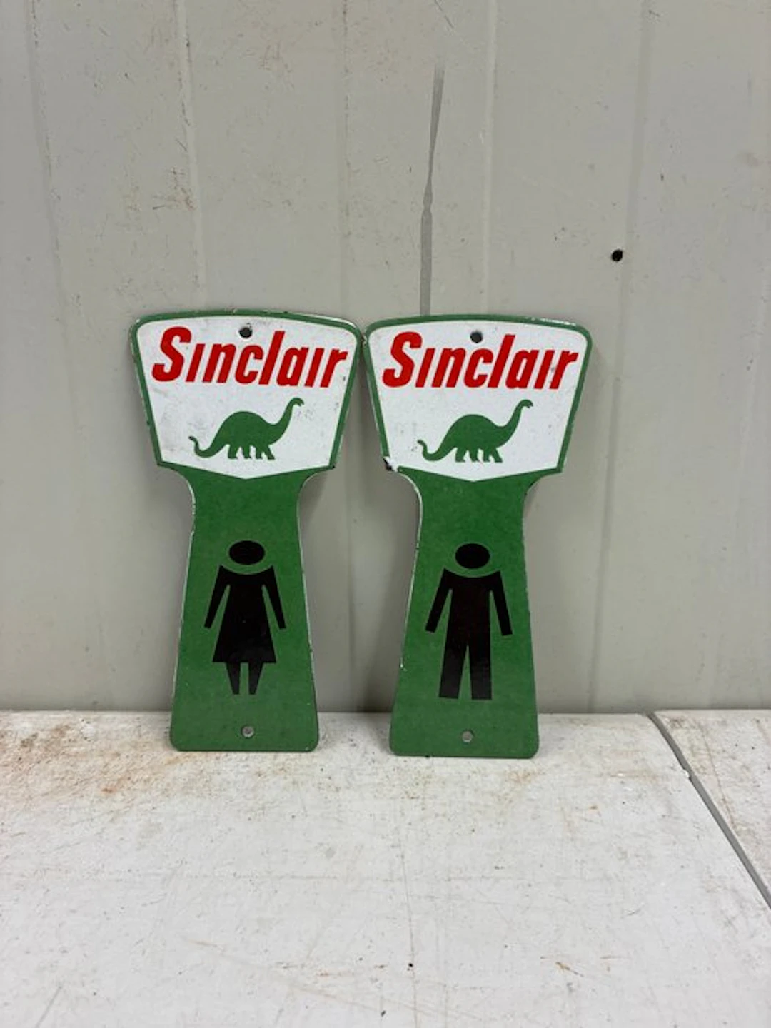 Sinclair Oil – Set of 2 aluminum advertising signs – Men...