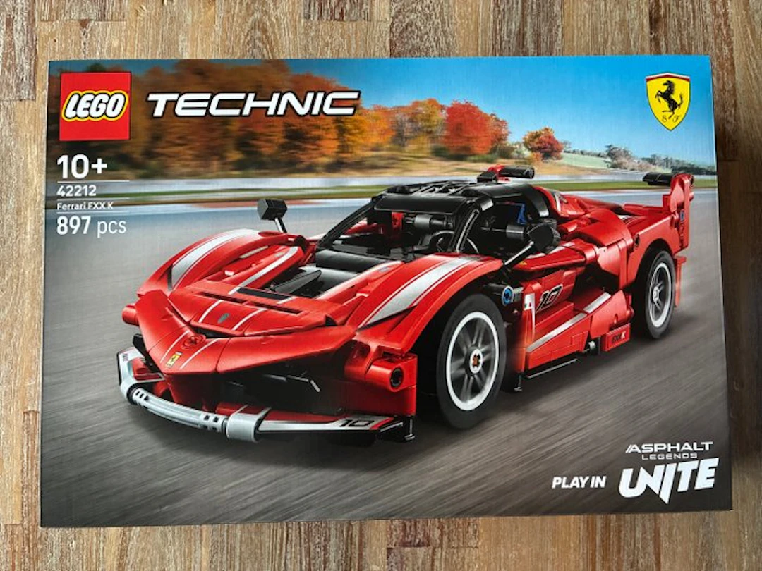 LEGO Set - 42212 - Technic - Ferrari FXXK