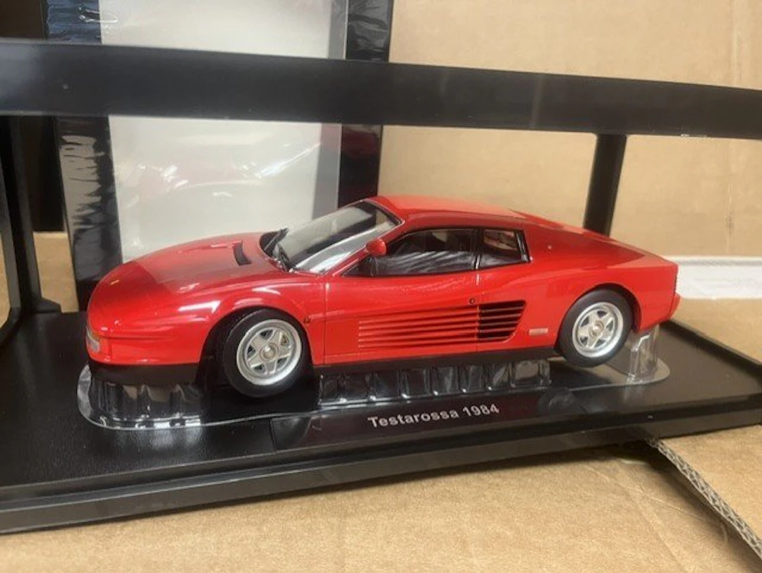 KK-scale 1:18 - Model car - Ferrari Testarossa 1984 - (...