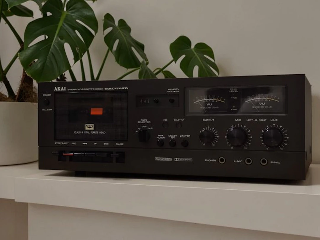 Akai - GXC-709D Audio-cassette deck
