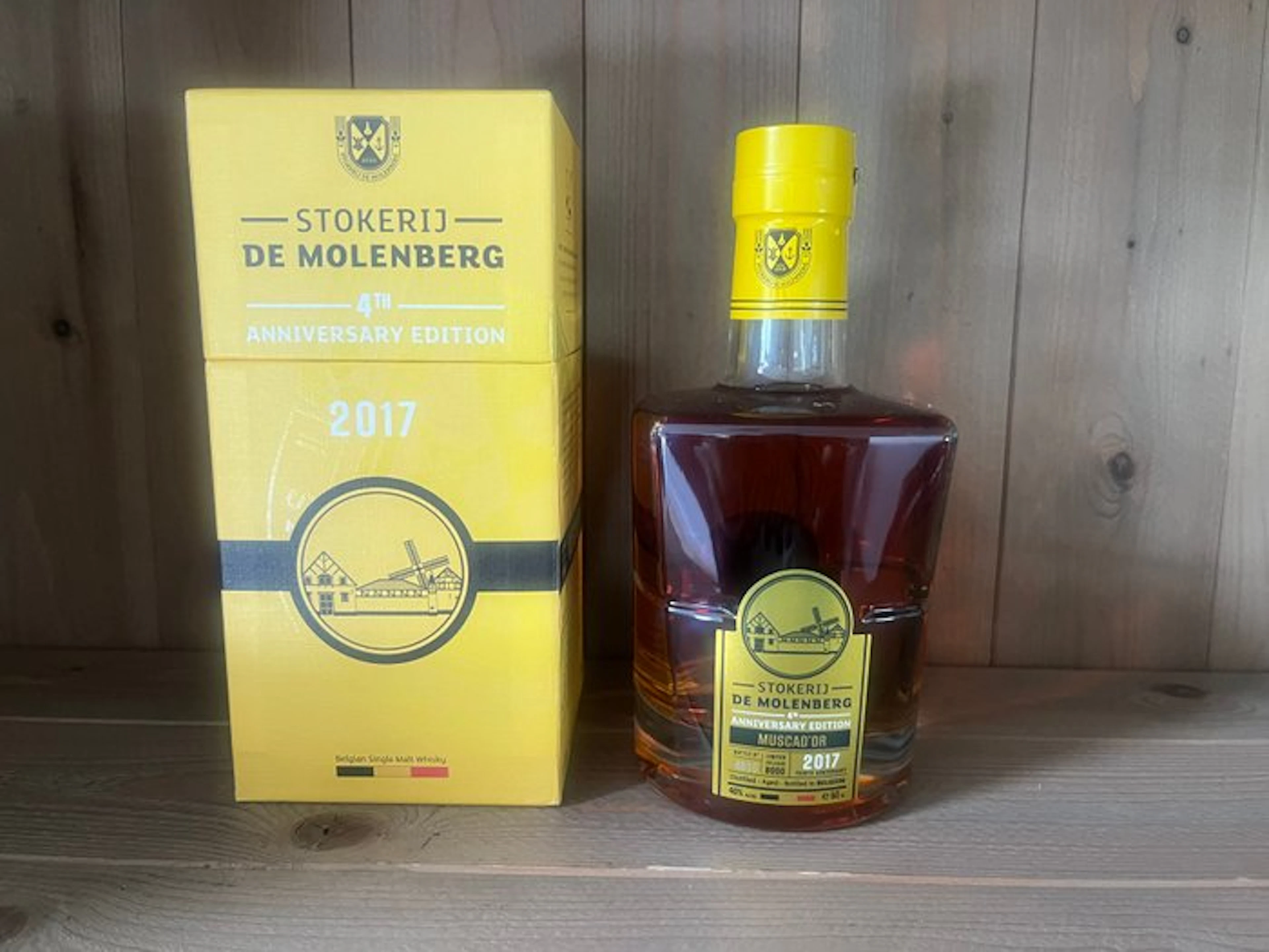 Gouden Carolus 4th Anniversary Edition Muscad'Or - Stokerij De Molenberg - b
