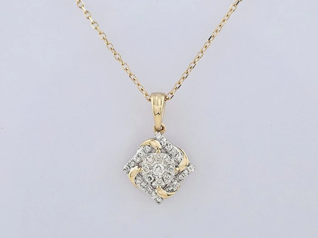 Necklace with pendant - 14 kt. Yellow gold - 0.12ct. tw. Diamond (Natural)