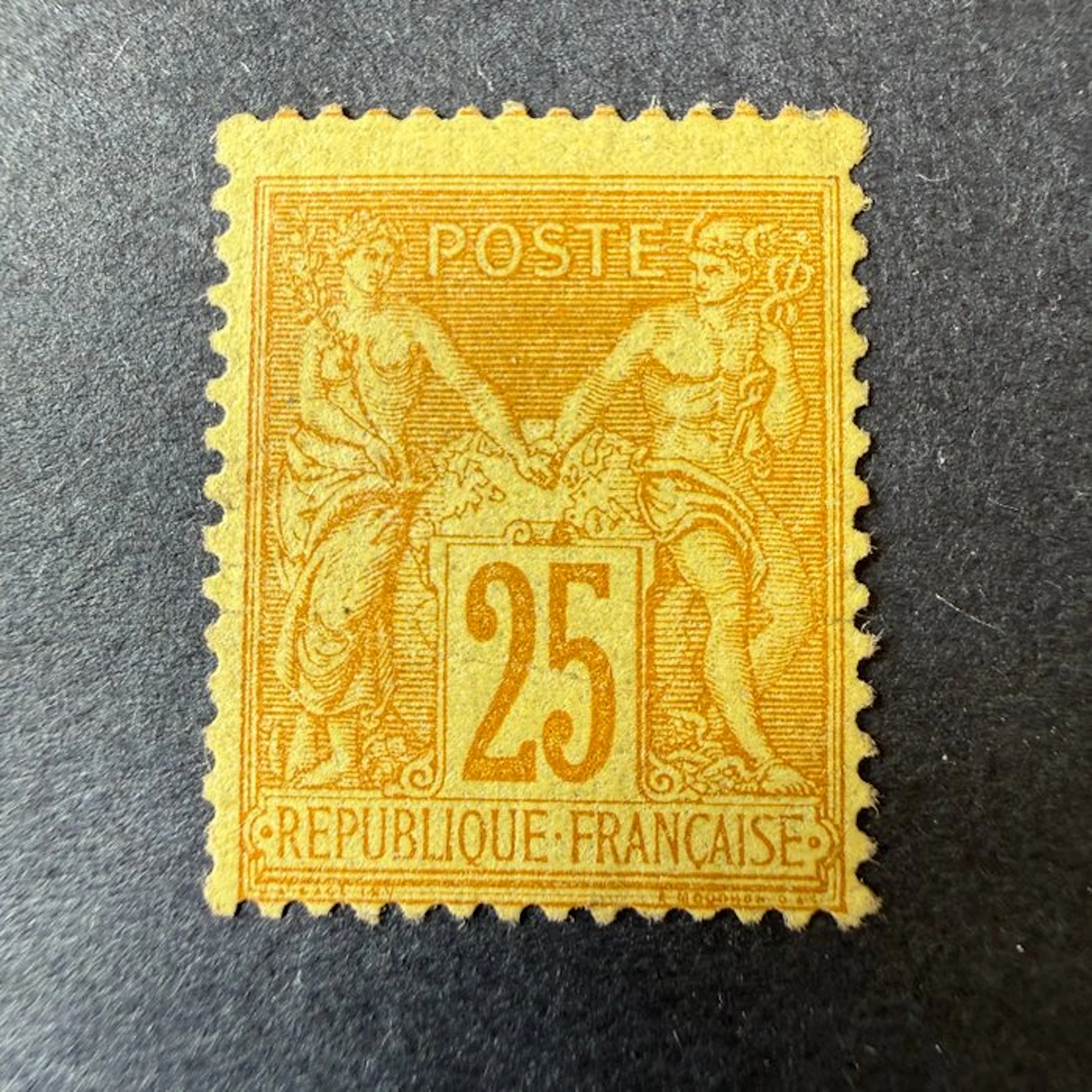 France - Yvert 92 "Sage 25c bistre" mint * with hinge. Very Fine/Good.