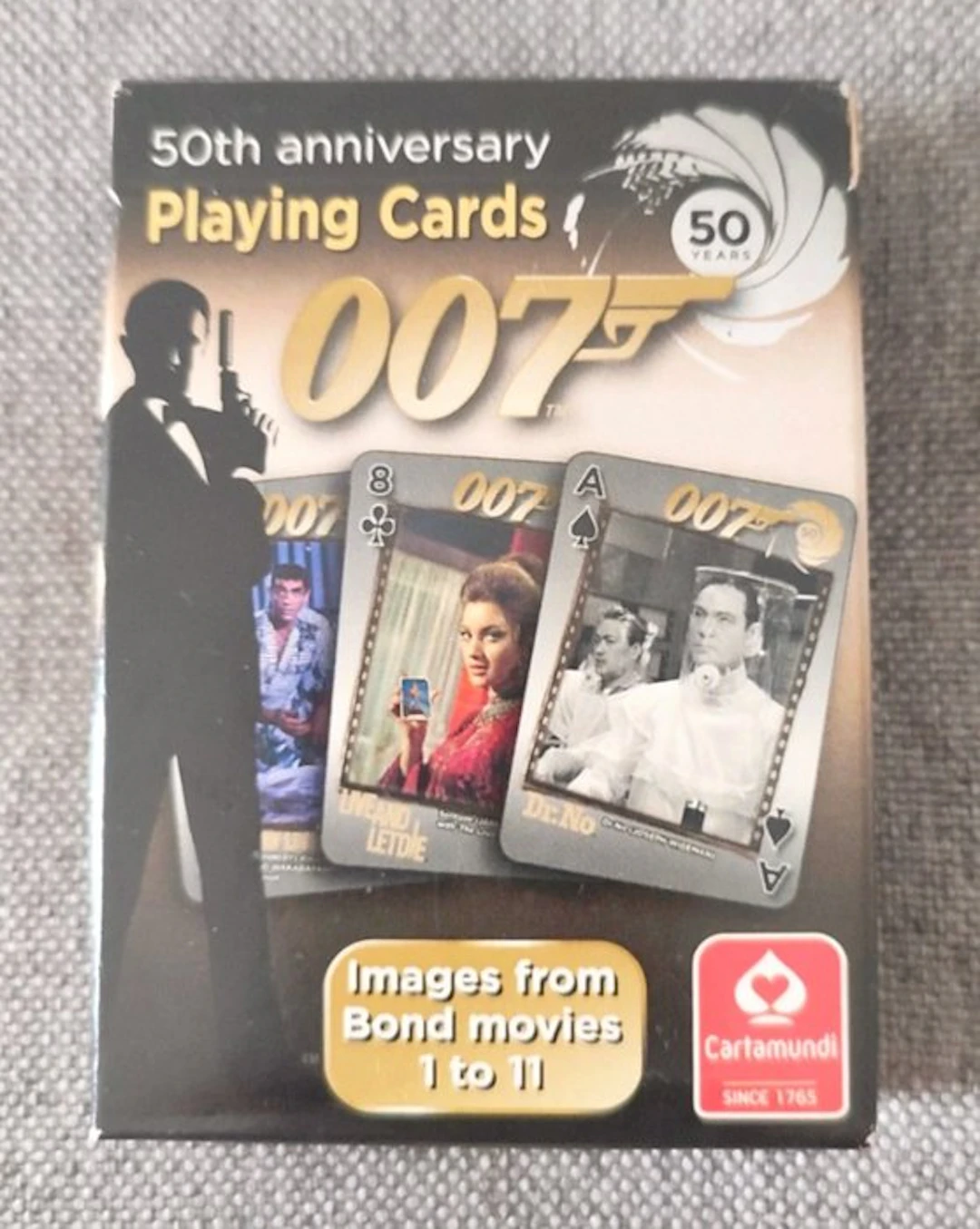 James Bond - Cartamundi - - Movie prop 50th anniversary...