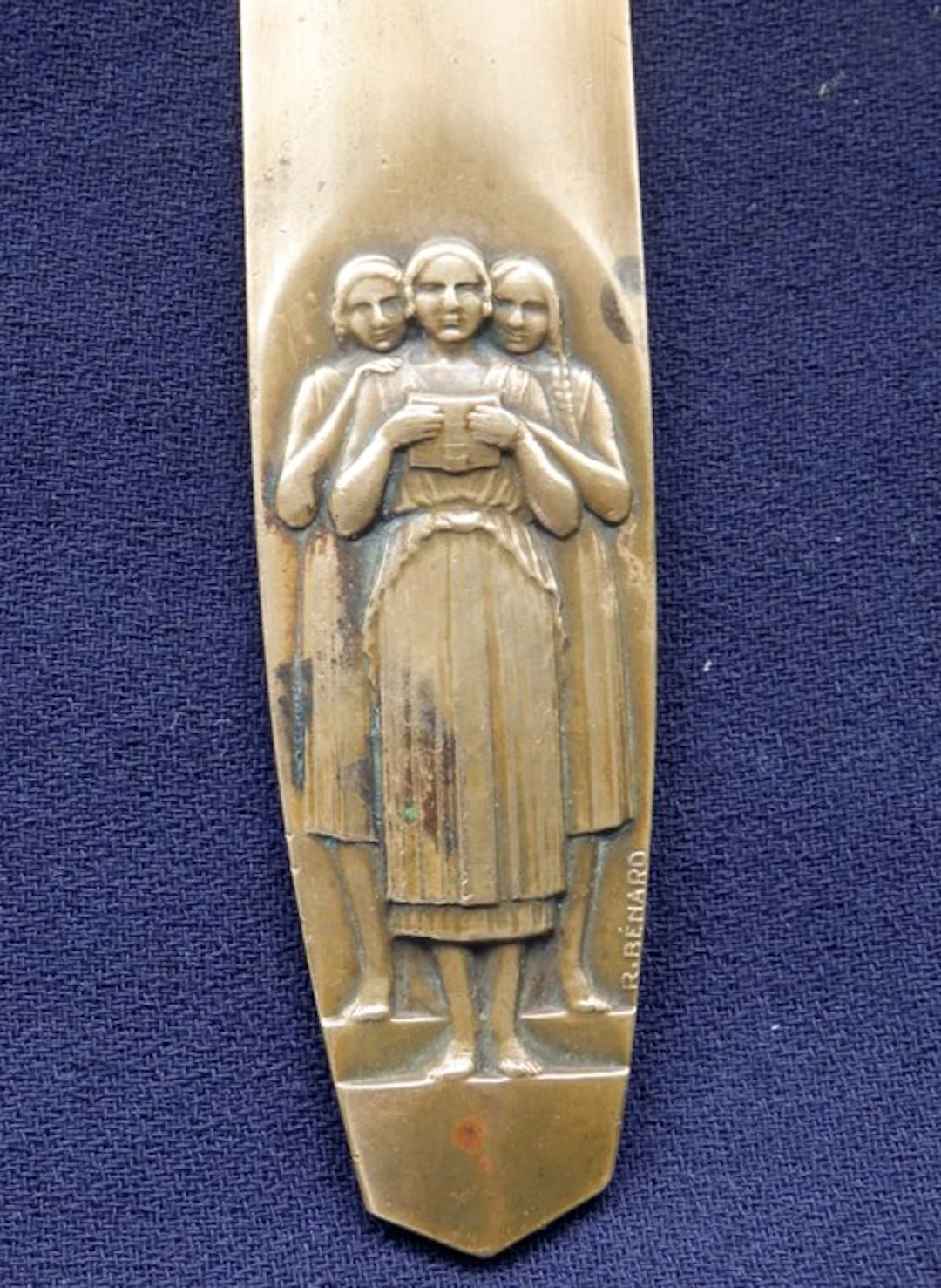 Art Deco briefopener - Gesigneerd R.Benard - R.Benard...