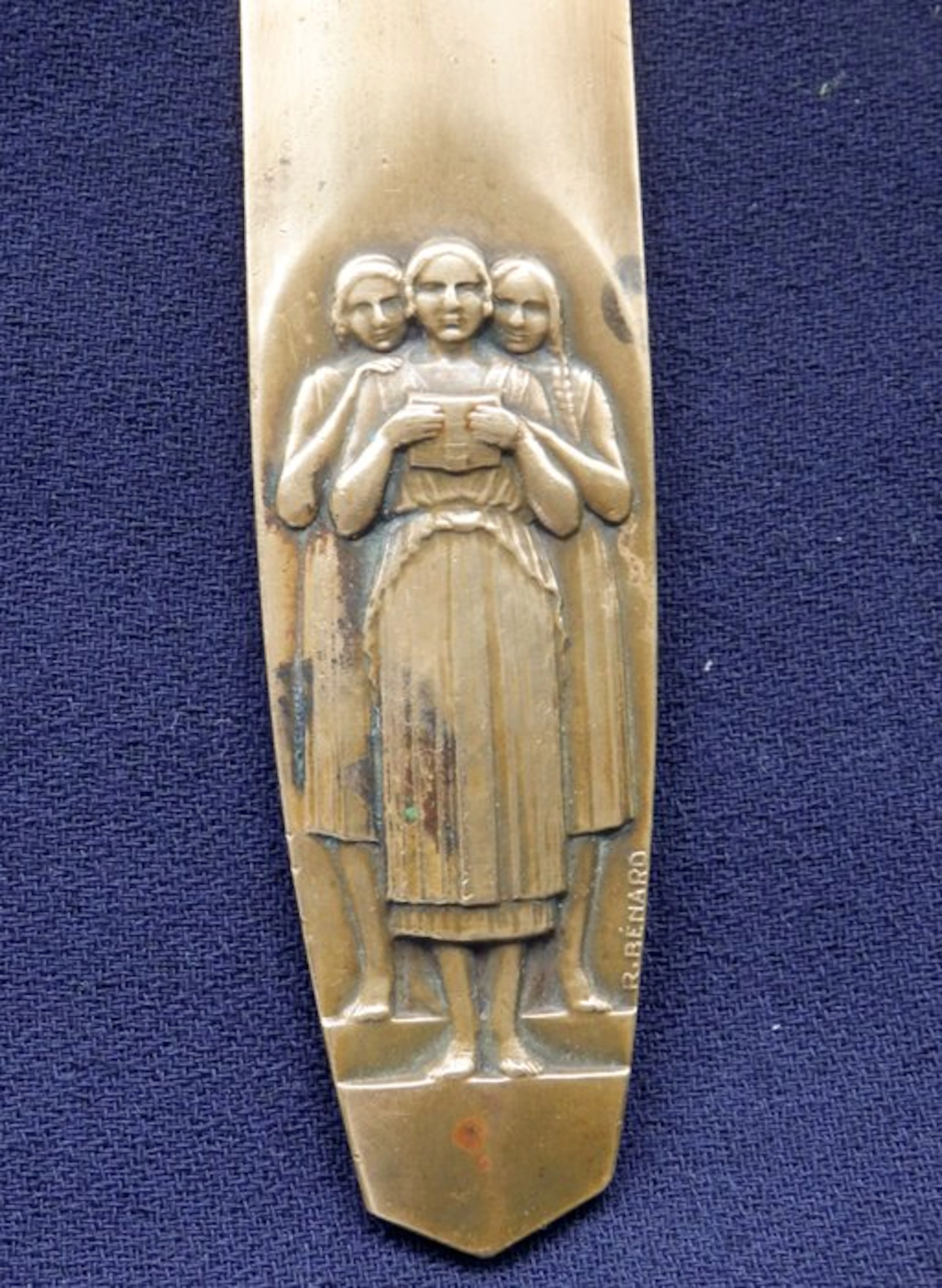 Art Deco briefopener - Gesigneerd R.Benard - R.Benard...