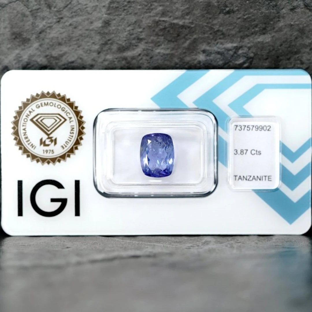 No reserve price - 1 pcs Blue