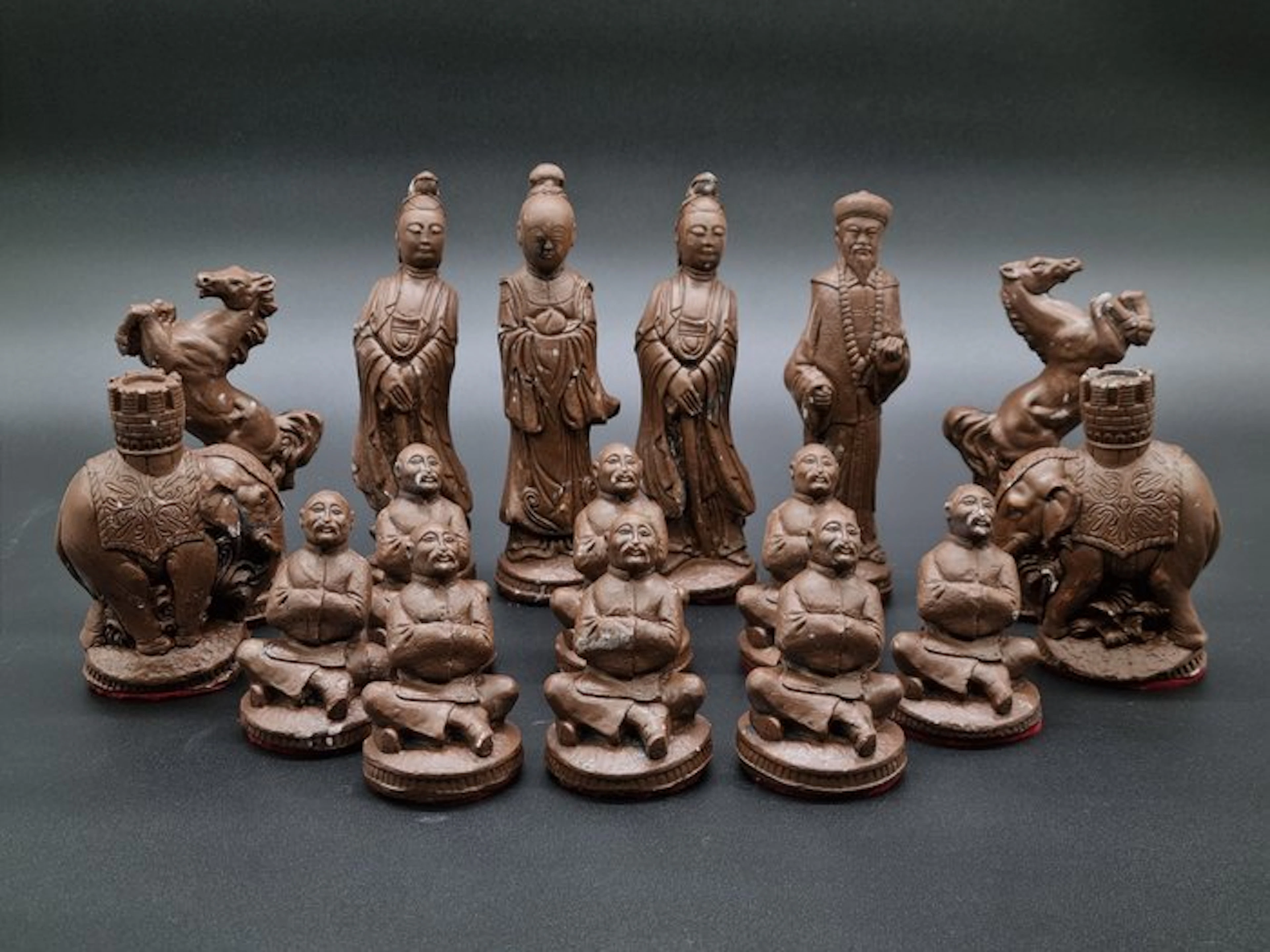 Chinesisches Schachfiguren-Set – Große Gipsfiguren 16 cm - Chess set