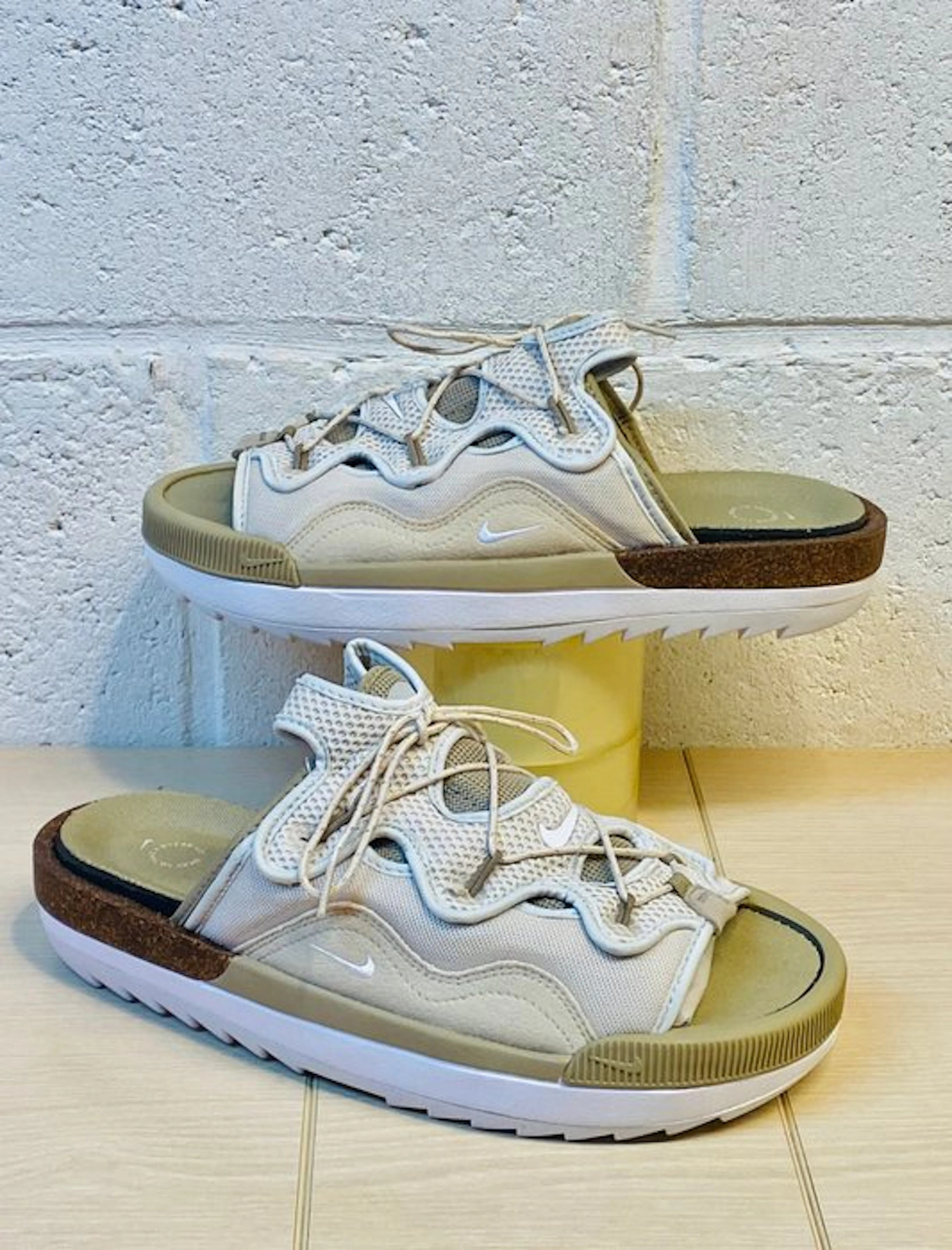 Nike - OFF LINE 2.0 Havana Light P41 - Sneakers - Size: EU 41 - New with tags