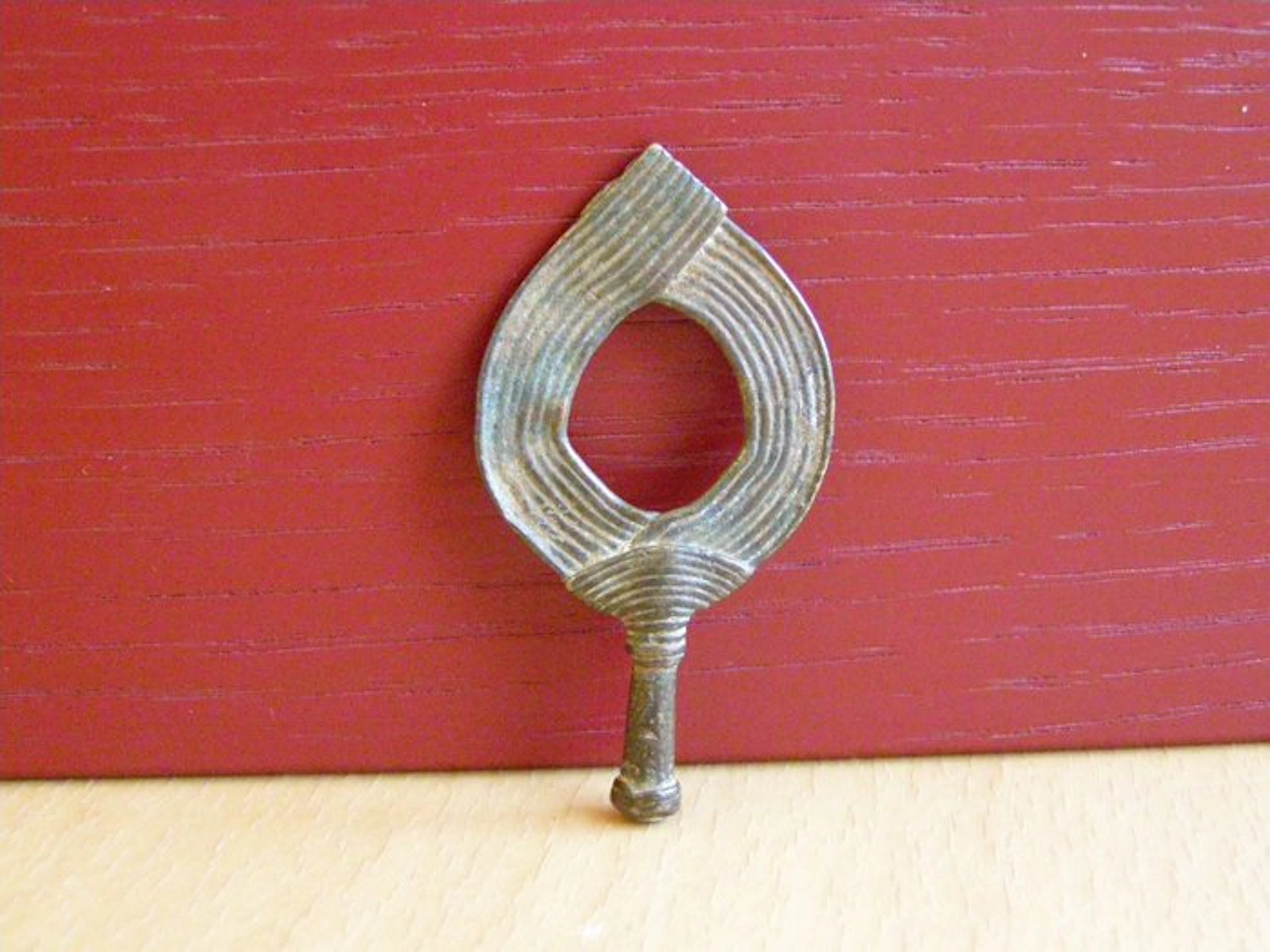 GOLD WEIGHT - ELEPHANT TAIL - FAN - PROVERB - Abrammuo - Mrammuo - Akan
