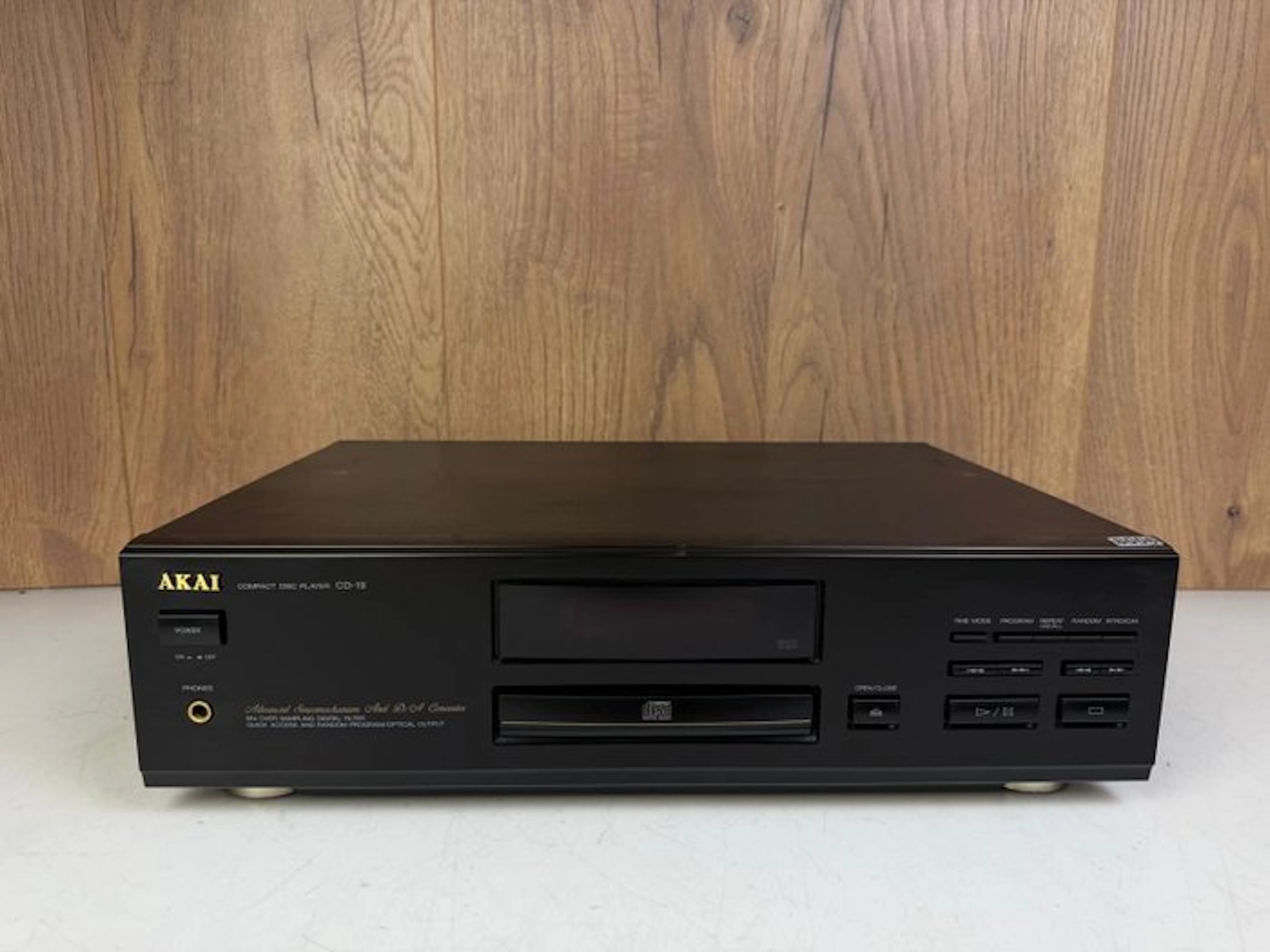 Akai - CD-19 CD player