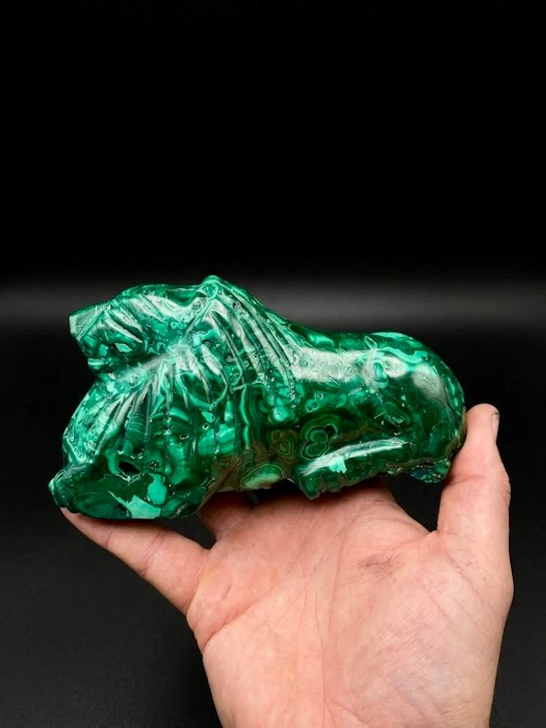 Malachite Carving - Height: 18 cm - Width: 7 cm- 1670 g - (1)