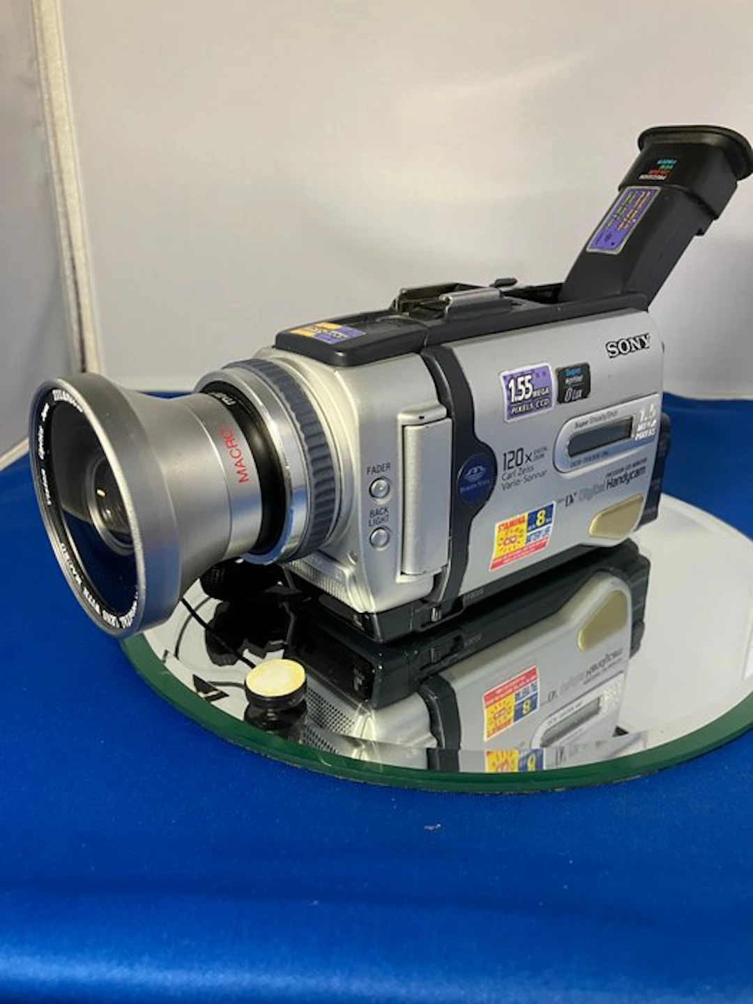 Sony DCR TRV30E - PAL + extra 0,45x groothoek lens Digital video camera